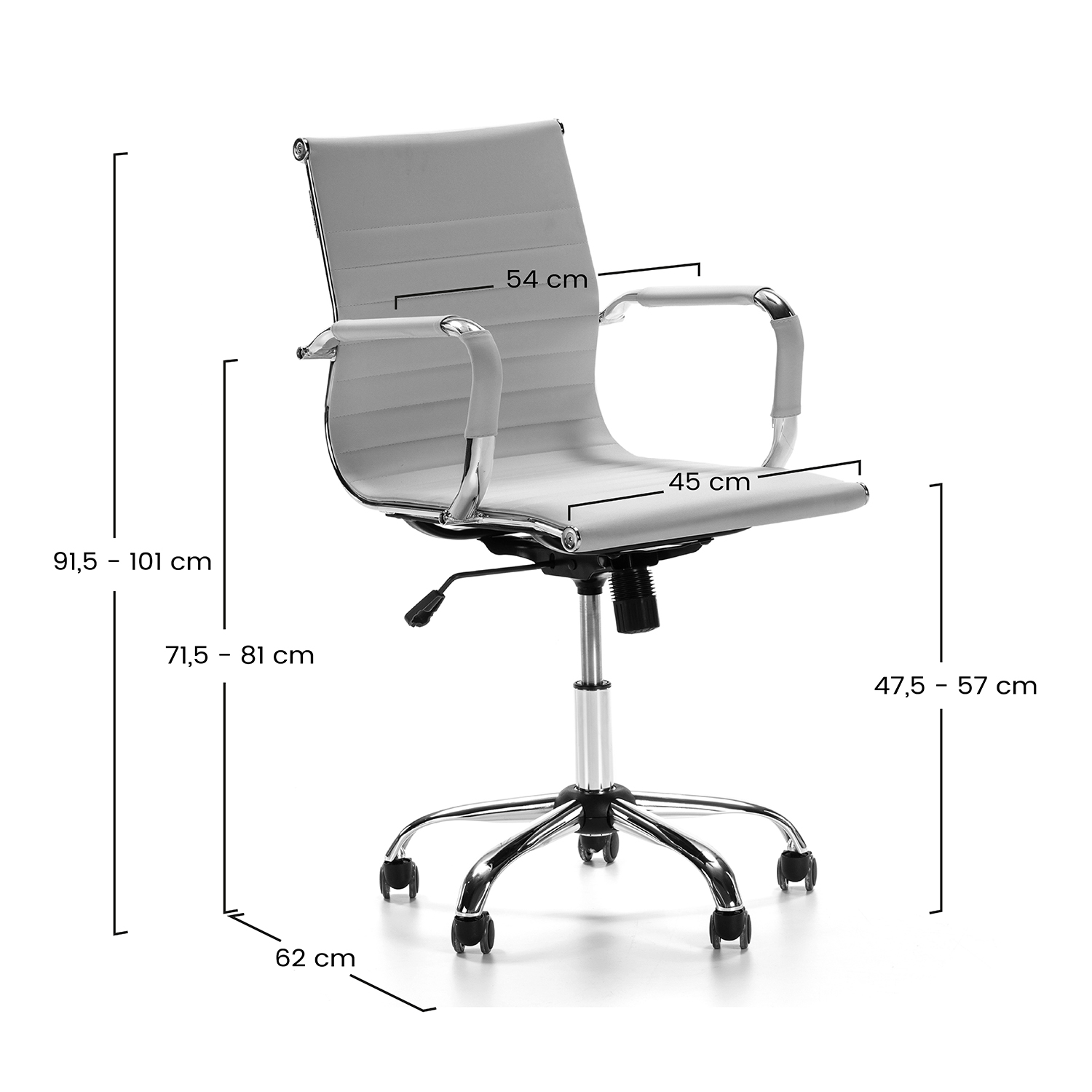 Silla de oficina gris con dimensiones, reposabrazos, respaldo y ruedas.