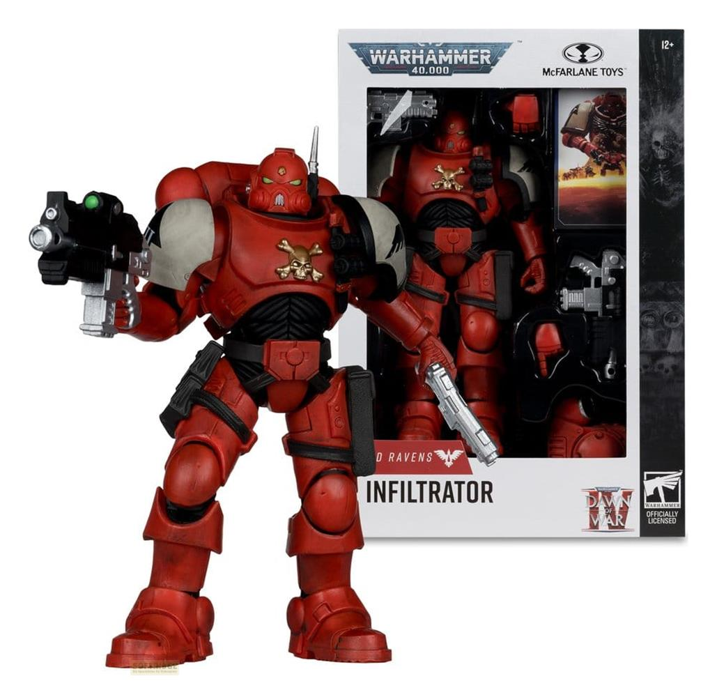 Una figura de acción roja de Infiltrador de Warhammer 40k sostiene un arma. La caja está al fondo.