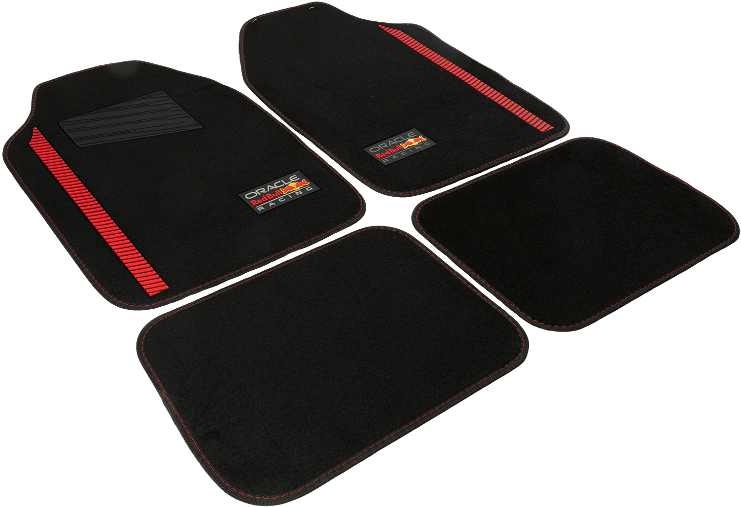 Tappetini neri con finiture rosse e logo Oracle Red Bull Racing.