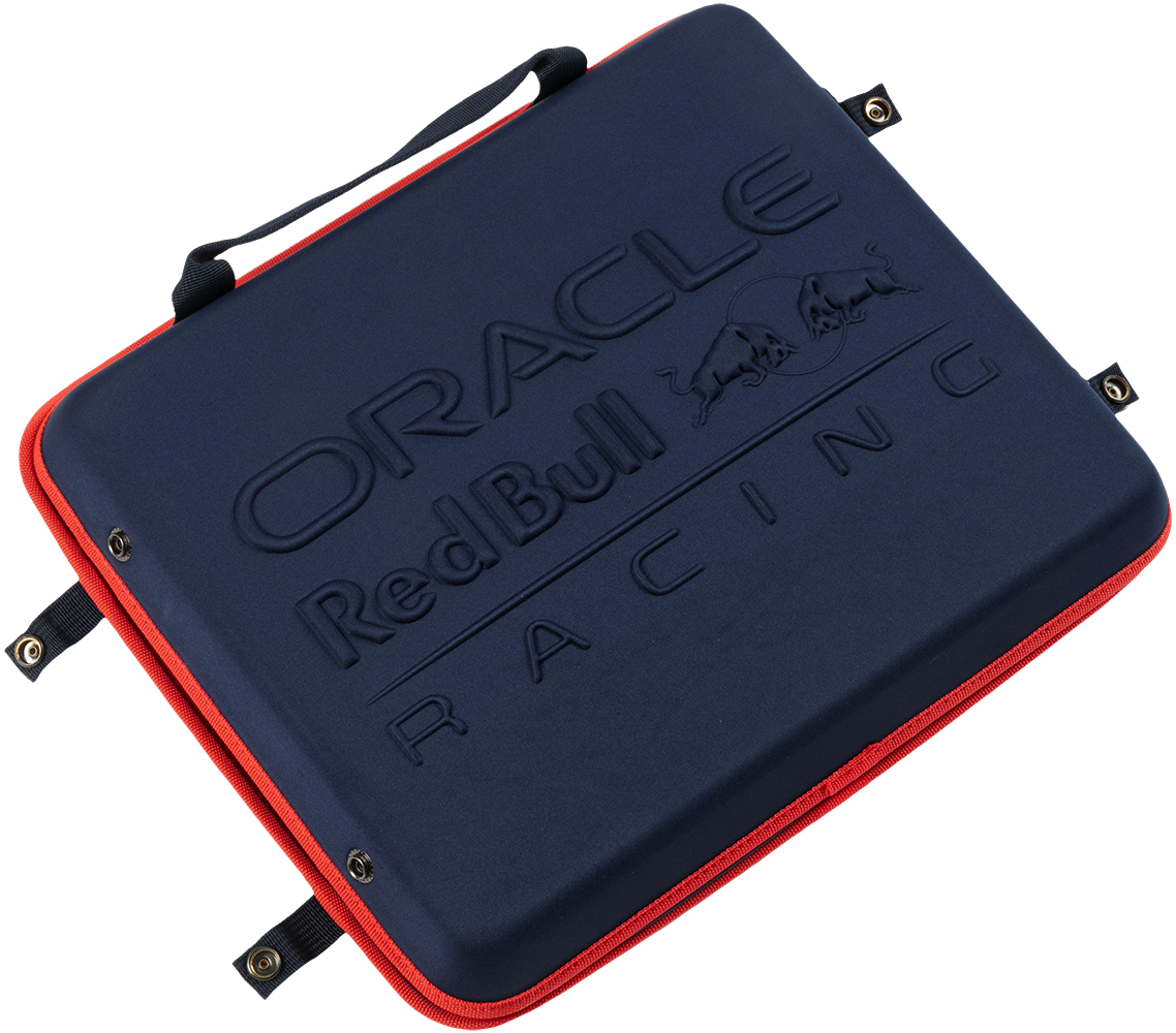 Custodia blu scuro con bordo rosso, con loghi Oracle Red Bull Racing.