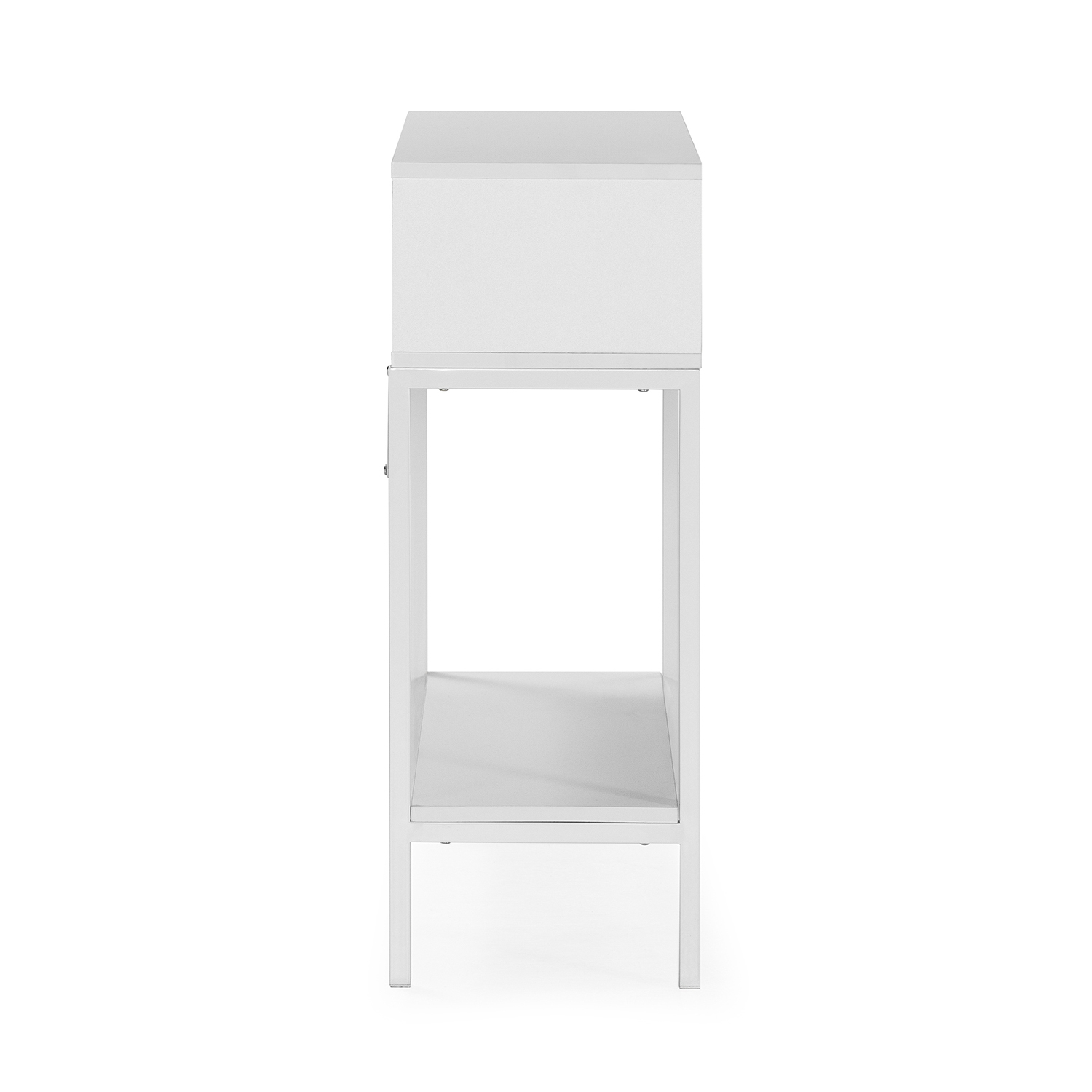 Una mesita de noche blanca con un cajón y un estante abierto.