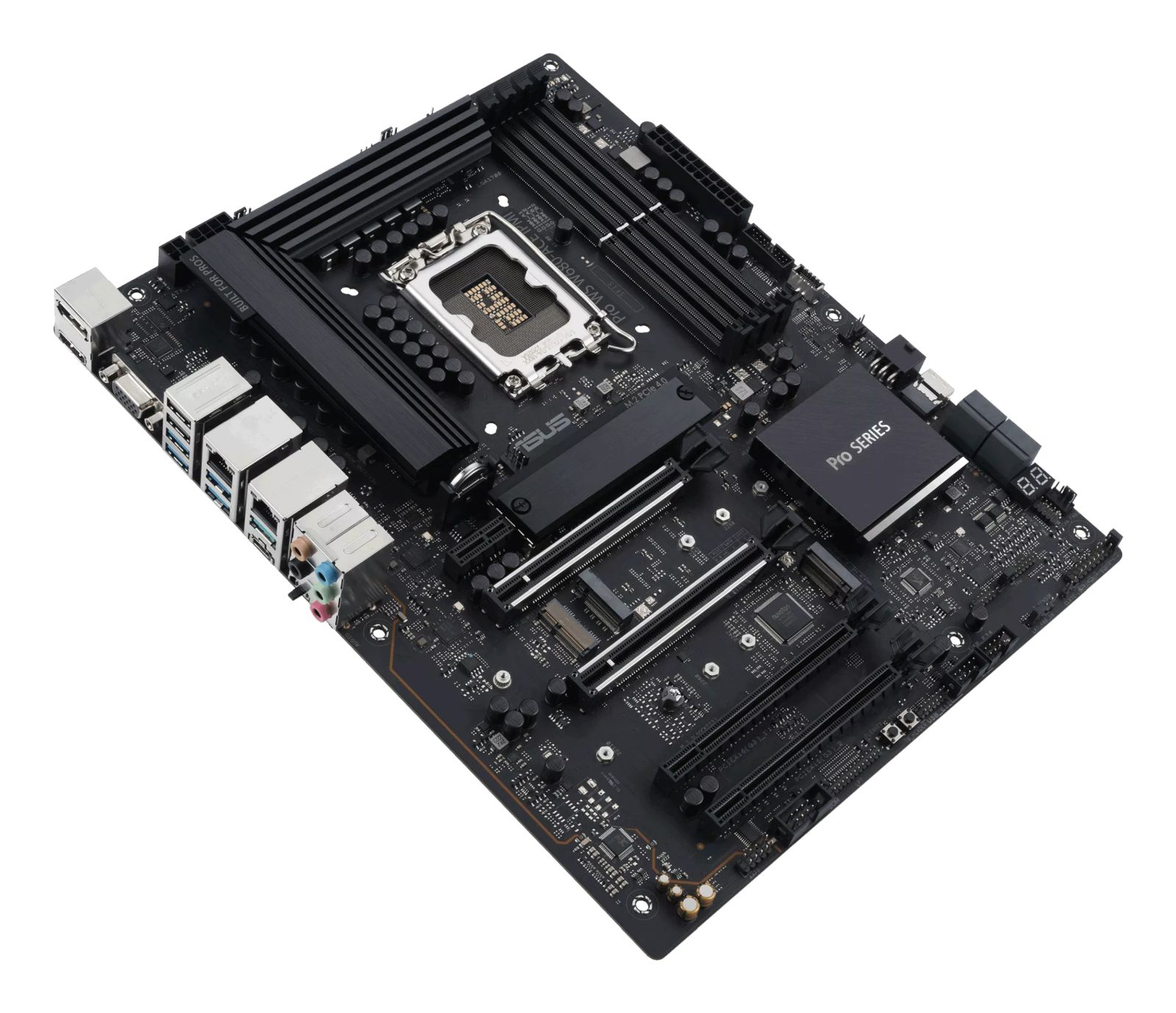 Una scheda madre ASUS Pro WS W680-AC nera con socket CPU, slot RAM e porte I/O.