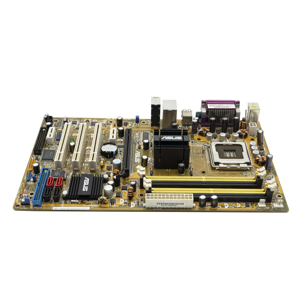 Una scheda madre per computer con PCB dorato, socket CPU, slot RAM e slot di espansione.