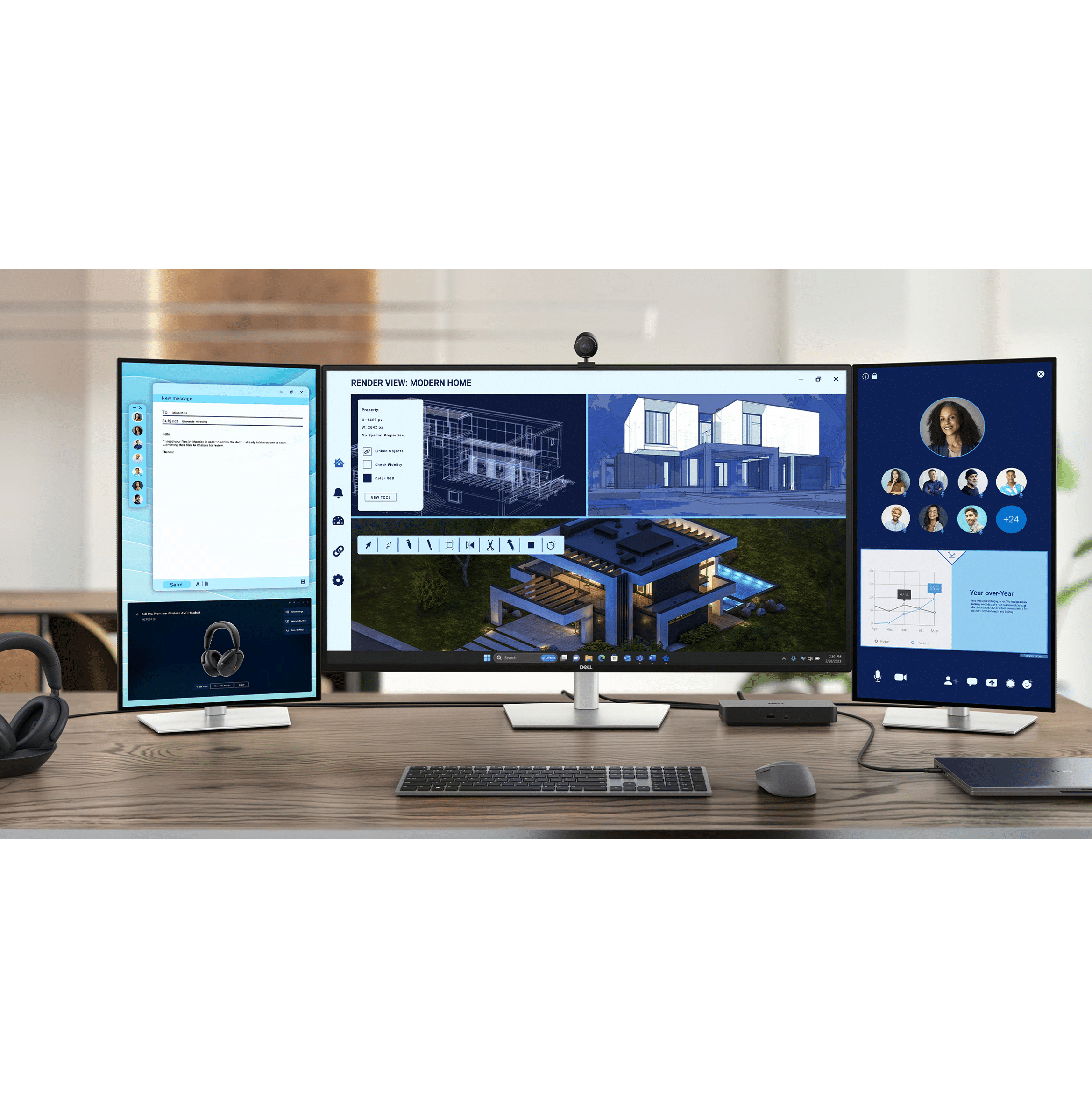 Trois moniteurs sur un bureau avec casque, clavier, souris et ordinateur portable.
