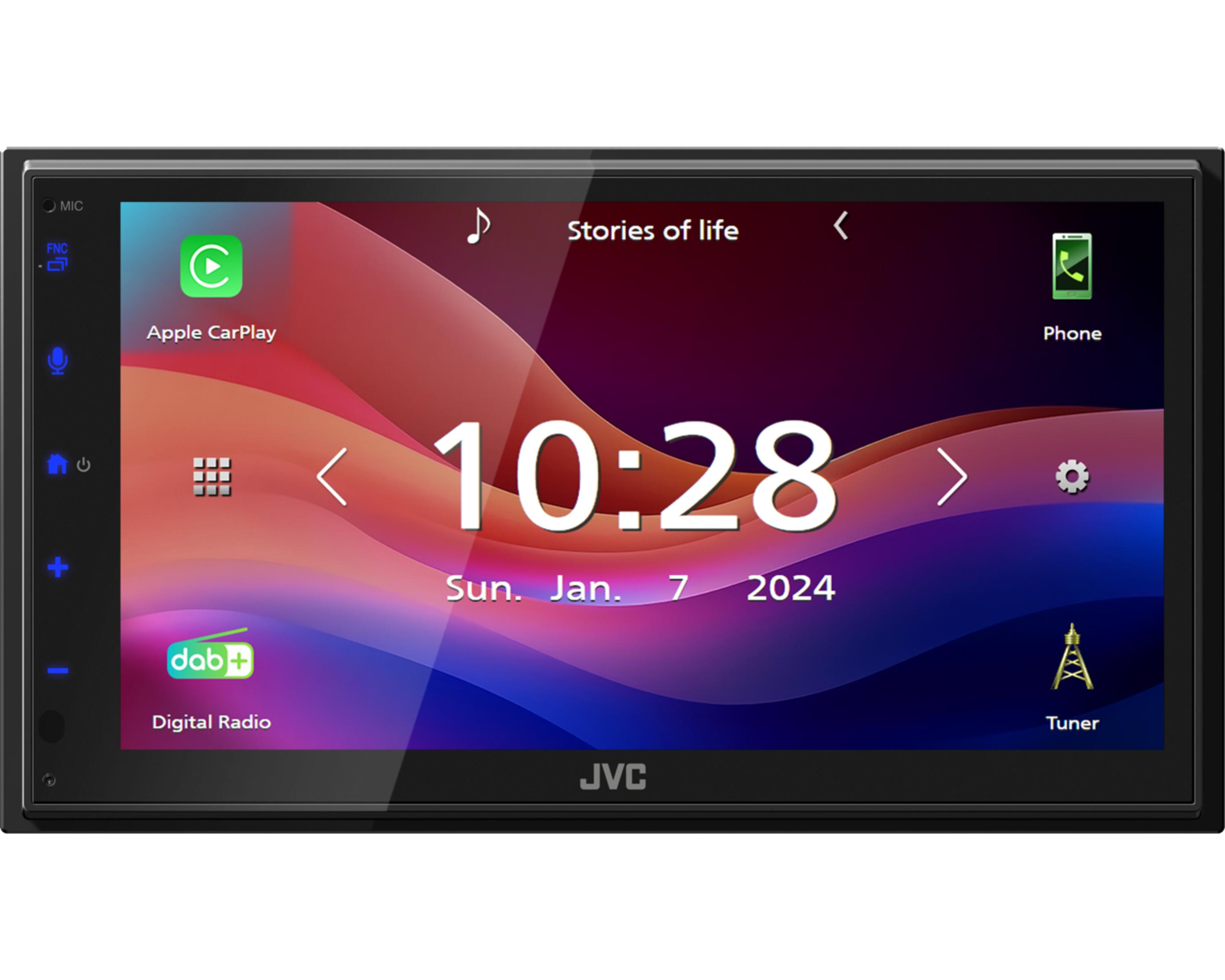 Ein JVC Autoradio-Display zeigt 10:28 Uhr, Datum, Apple CarPlay und DAB+.