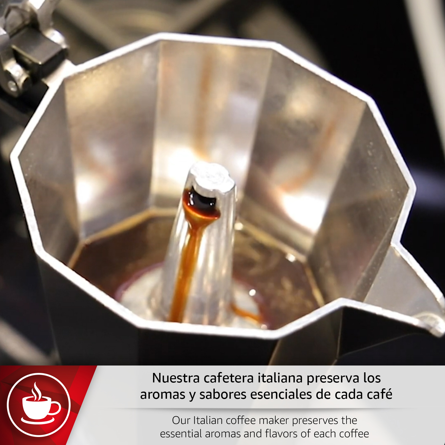 Una cafetera italiana prepara café en una olla octogonal de metal.