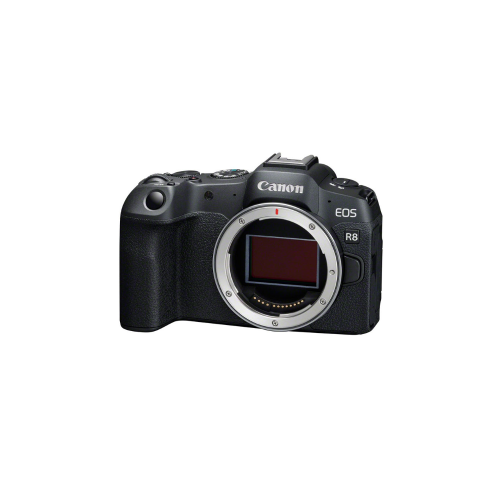 Fotocamera Canon EOS R8 nera con attacco obiettivo e ghiere di controllo.