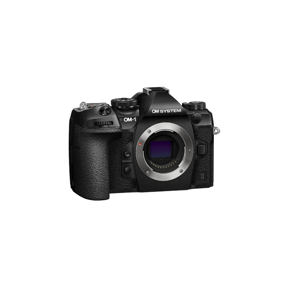 Zwarte OM System digitale camera met lensvatting en grip.