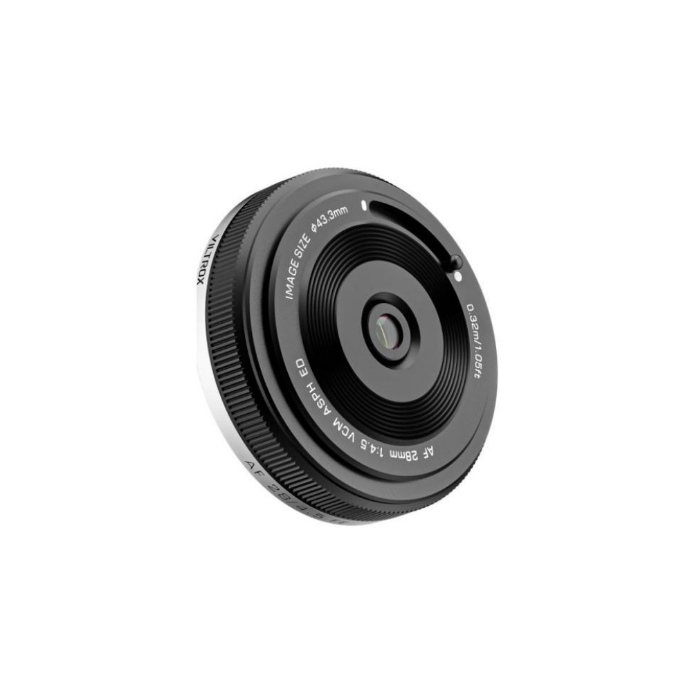 Zwarte Viltrox lens met tekst: AF 28mm 1:4.5 VCM ASPH ED.