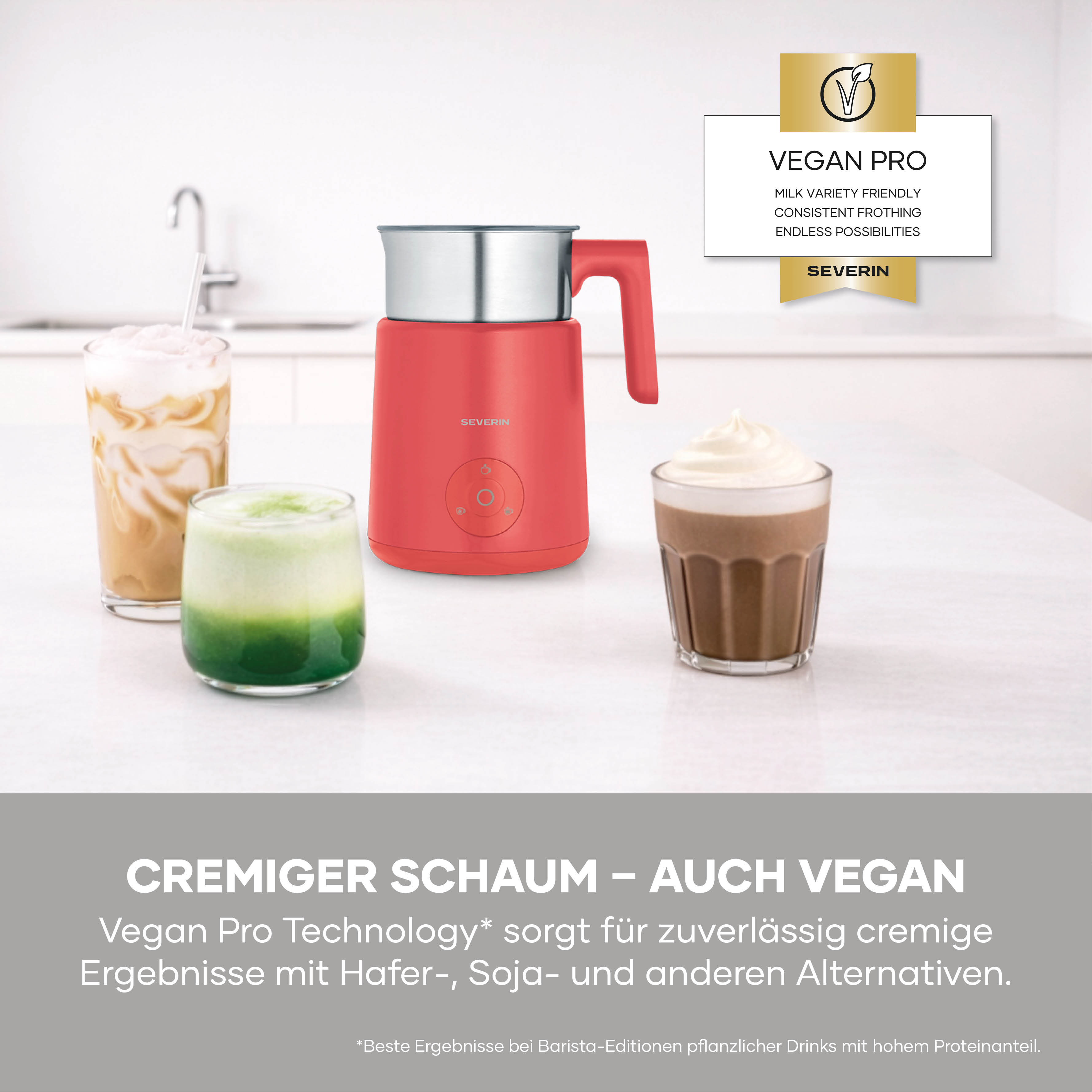 Roter Milchaufschäumer mit drei Getränken und einem "Vegan Pro"-Logo.