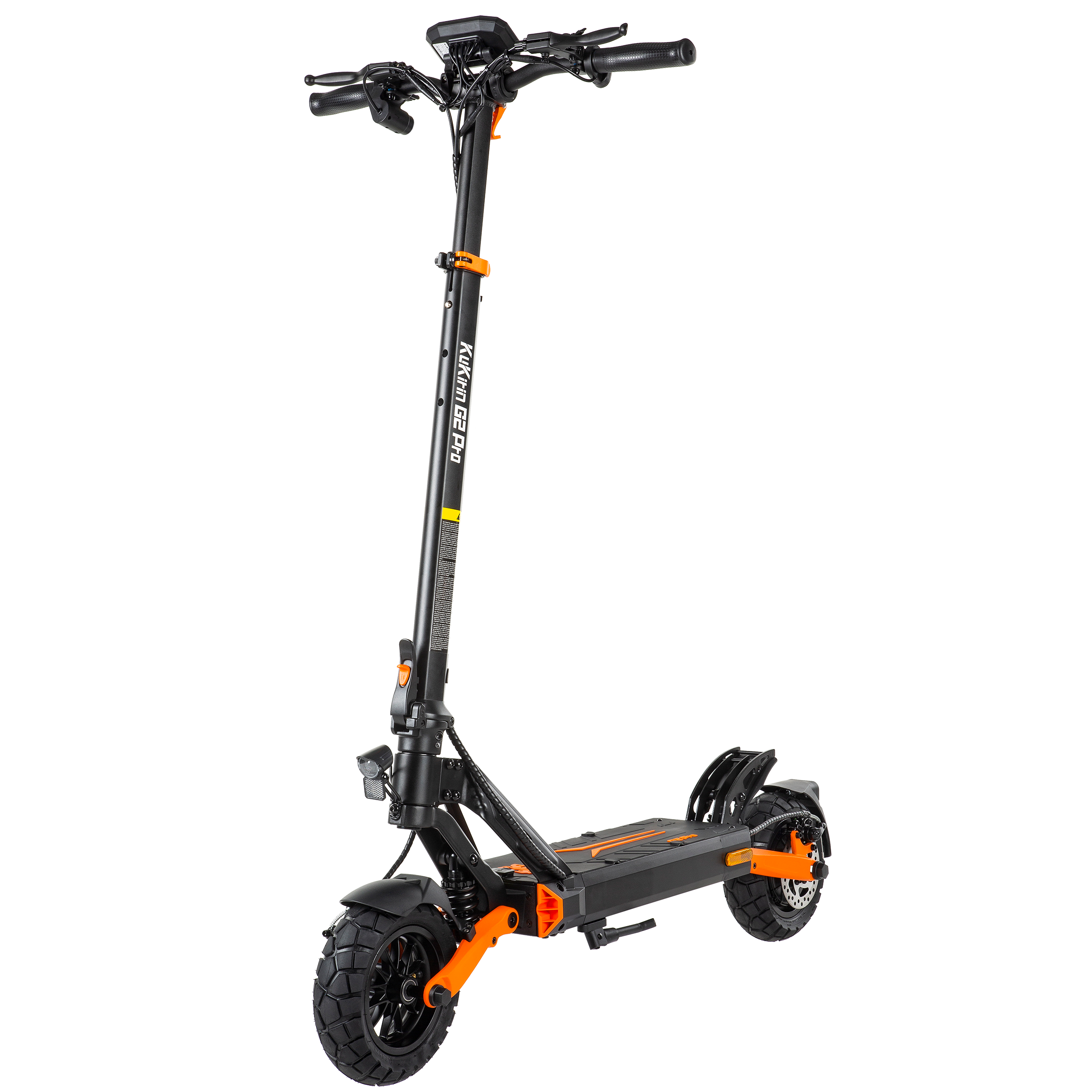 Ein schwarzer Elektroroller mit orangefarbenen Akzenten auf weißem Hintergrund.