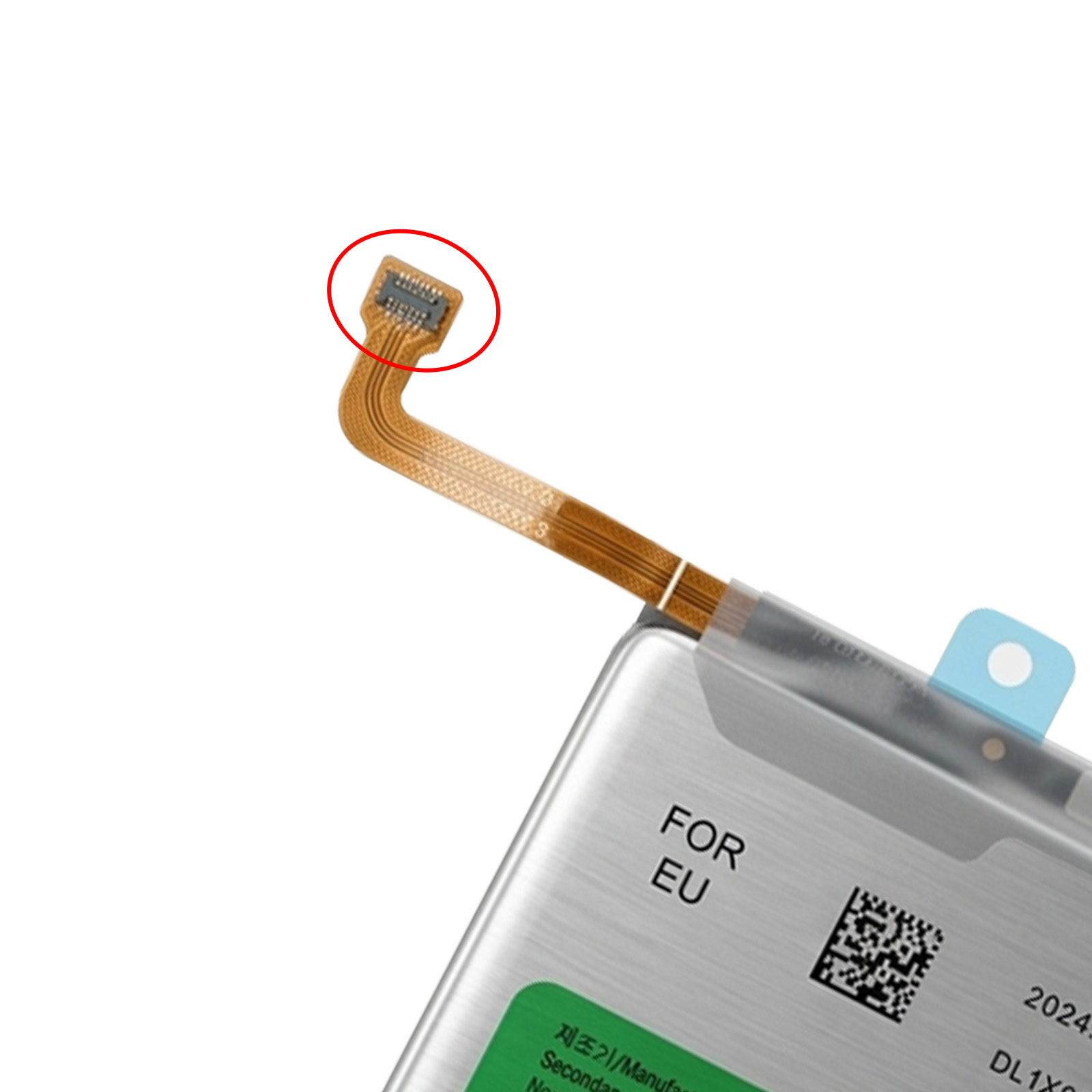 Ein Flachbandkabel mit einem Stecker, umgeben von einem roten Kreis, und ein Akku.