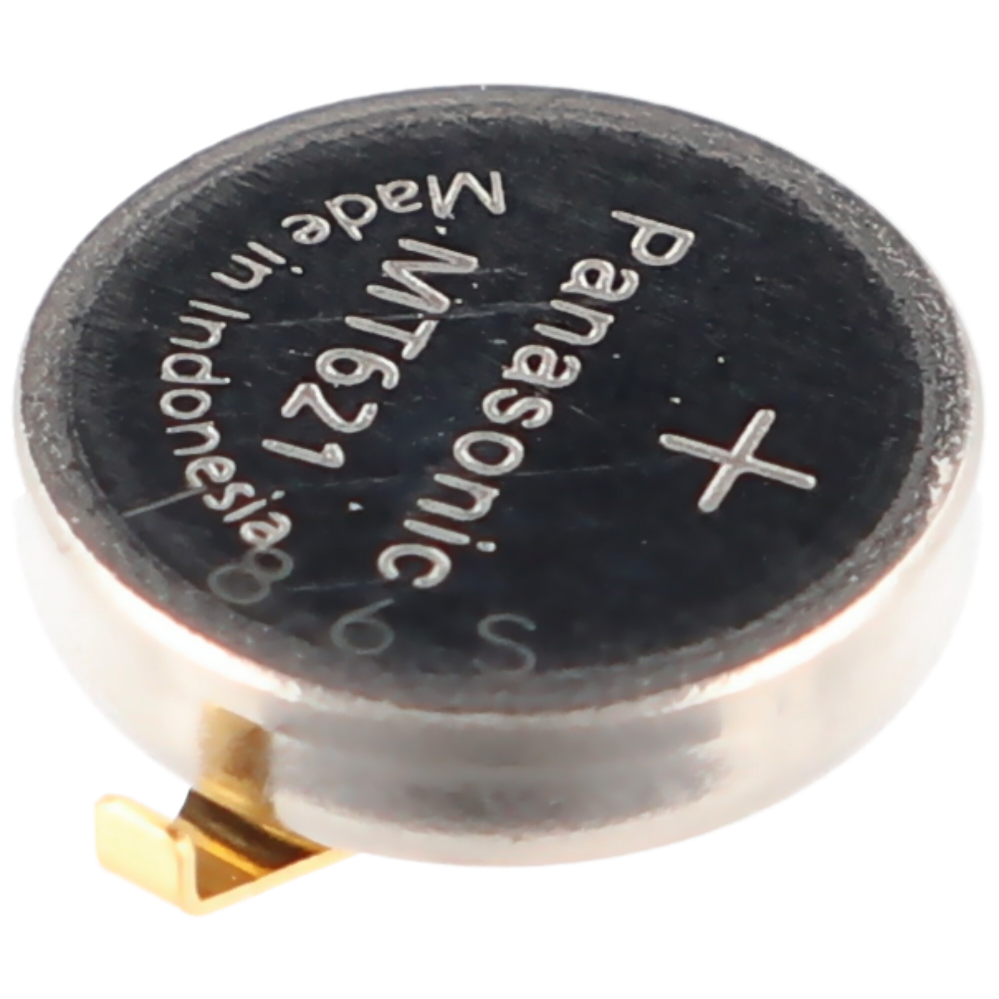 Eine Panasonic MT621 Knopfzellenbatterie, Made in Indonesia, mit einem goldenen Kontakt.