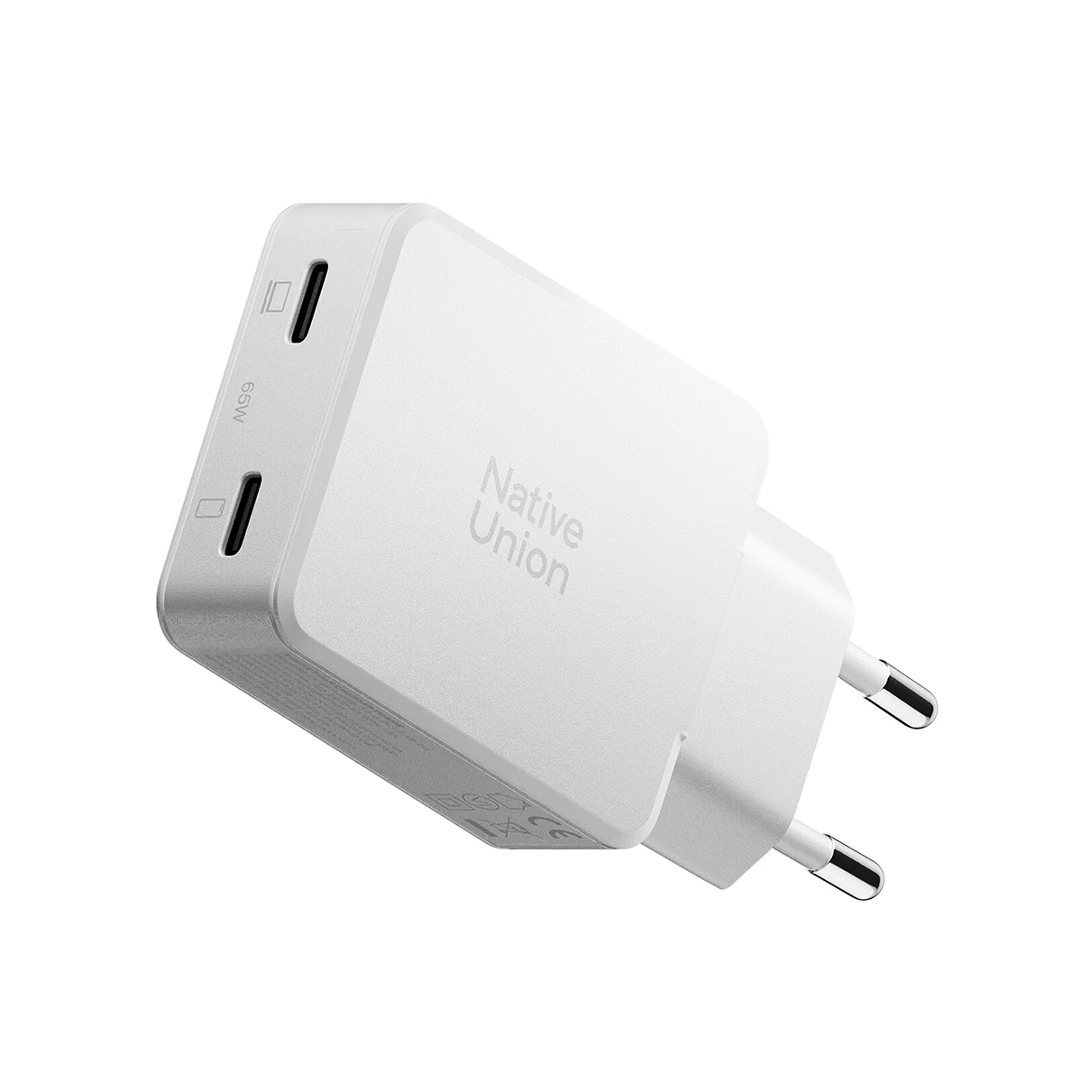 Ein weißer Native Union USB-C-Ladegerät mit zwei Anschlüssen und einziehbaren Steckern.