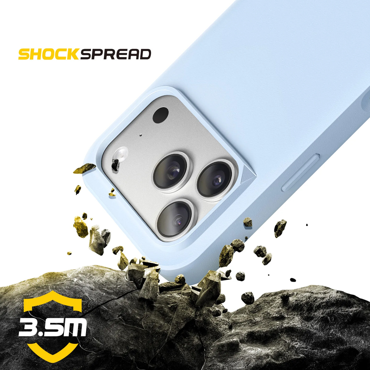 Telefono azzurro con tripla fotocamera cade su rocce.