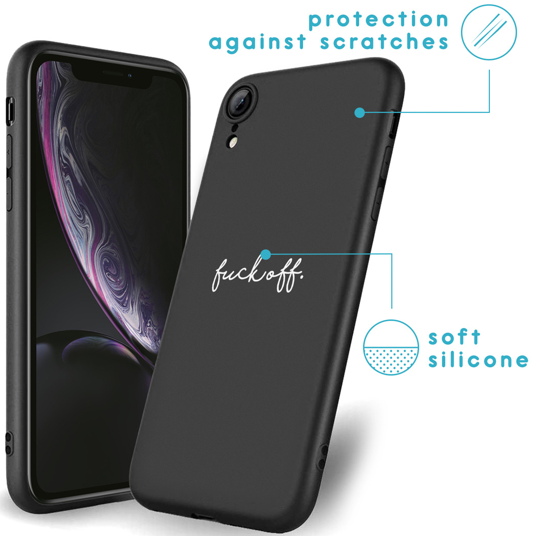Coque de téléphone noire avec texte "fuck off", silicone souple, protection.
