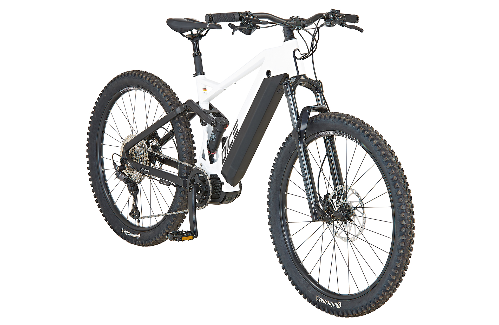 Ein weißes E-Mountainbike mit schwarzen Reifen und Federung.