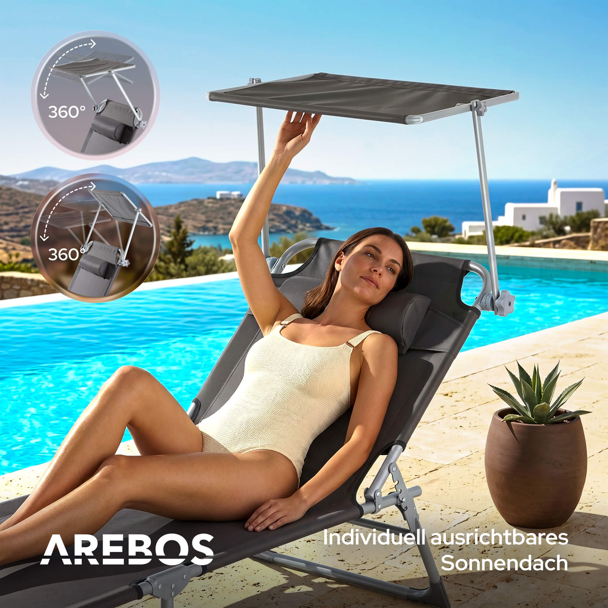 Frau auf Liege am Pool mit Sonnendach, Meer und Häusern im Hintergrund.
