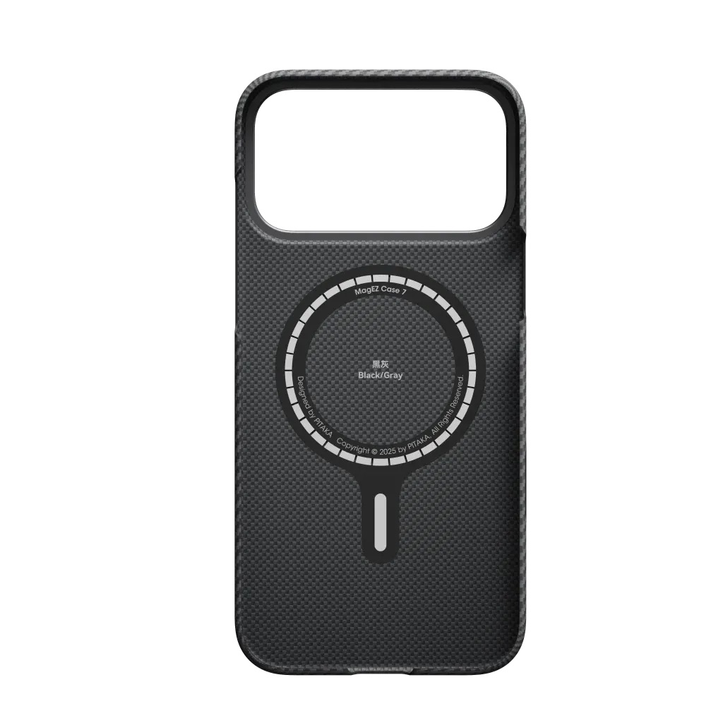 Custodia nera per iPhone con anello MagSafe e stampa 'MagEZ Case 7'.