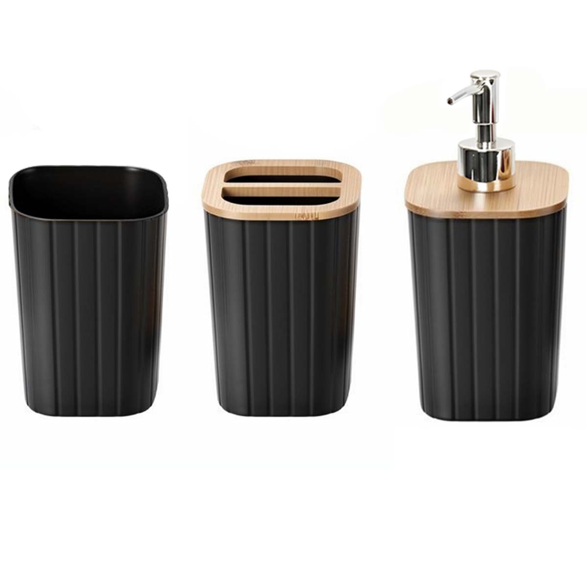 Drei schwarze Badezimmerbehälter mit Bambusdeckel und Seifenspender.