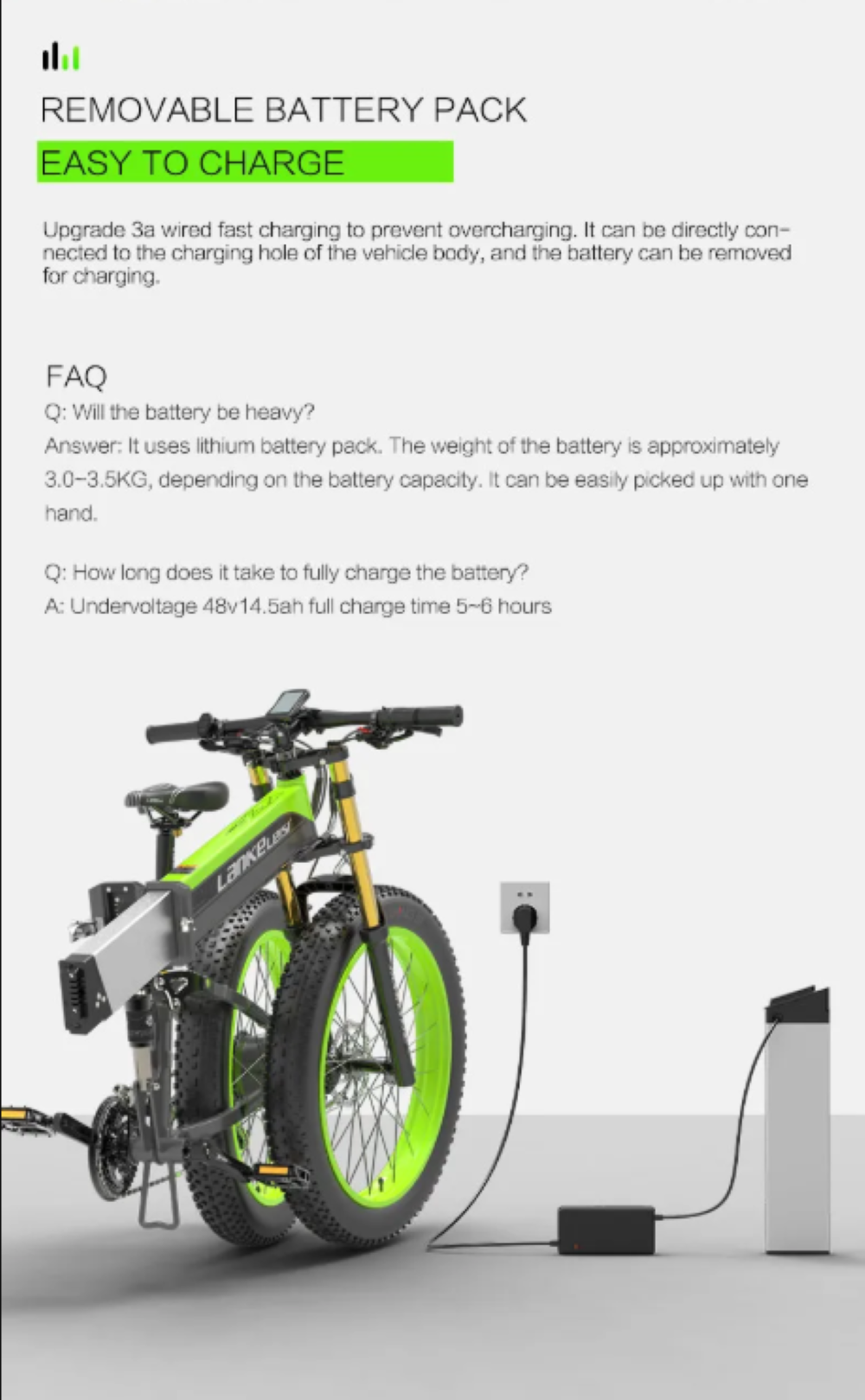 Una bici elettrica verde con copertoni larghi è in carica, con la sua batteria rimovibile collegata.