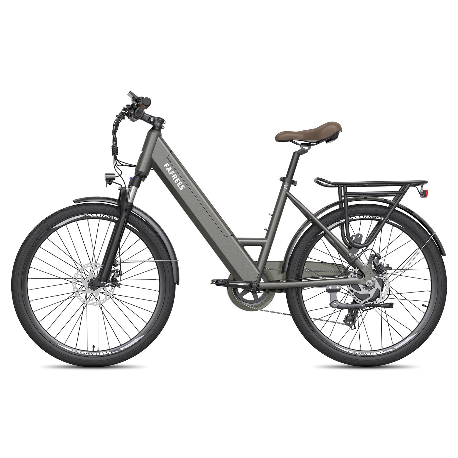 Bici elettrica grigia con sella e portapacchi marroni, su sfondo bianco.