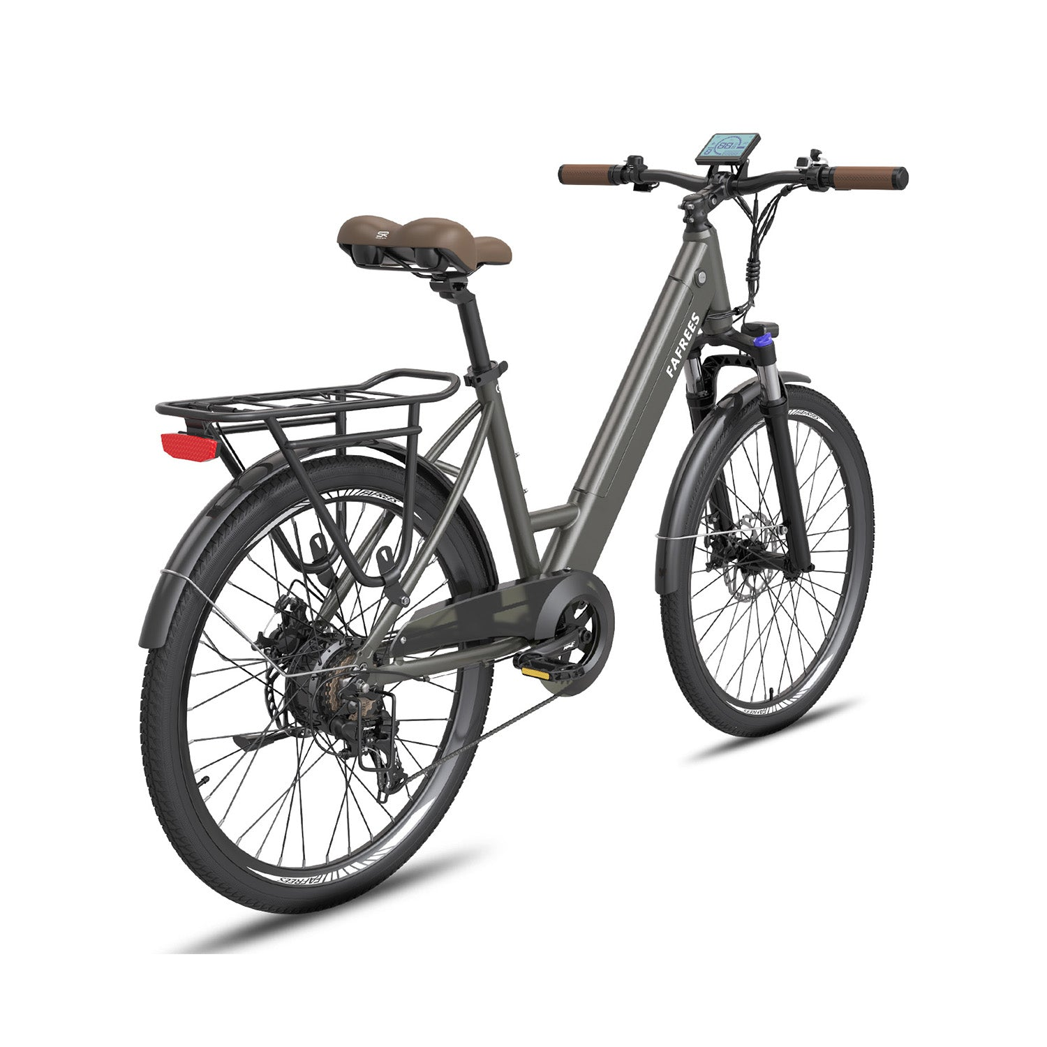 Una bicicletta elettrica grigia con sella e manubrio marroni, portapacchi e parafanghi.