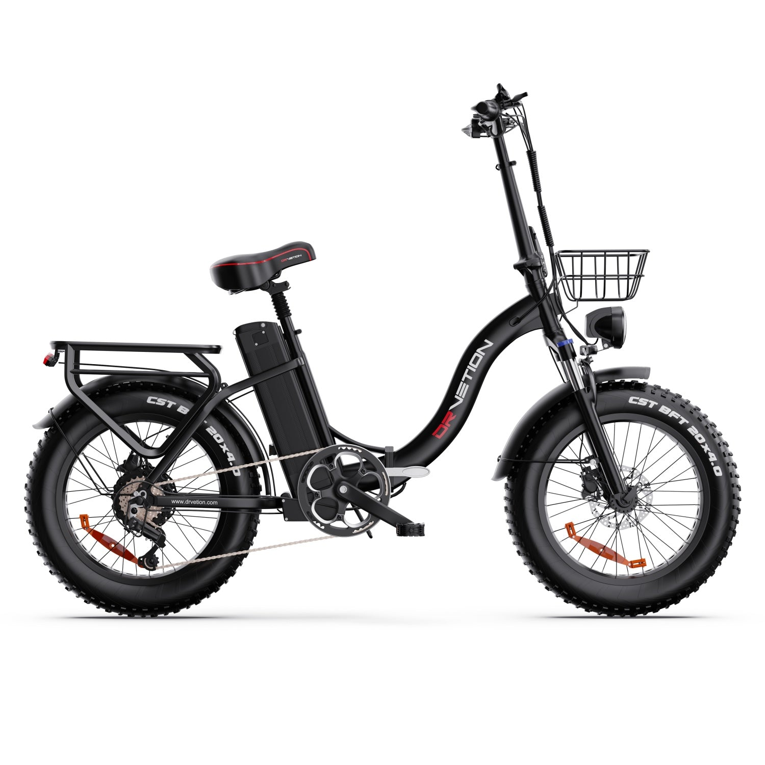 Bicicleta eléctrica negra de llanta ancha con cesta, portaequipajes y faro.