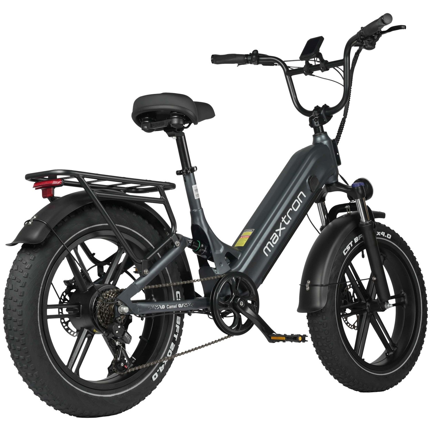 E-bike grigia con pneumatici larghi, portapacchi posteriore e parafanghi.
