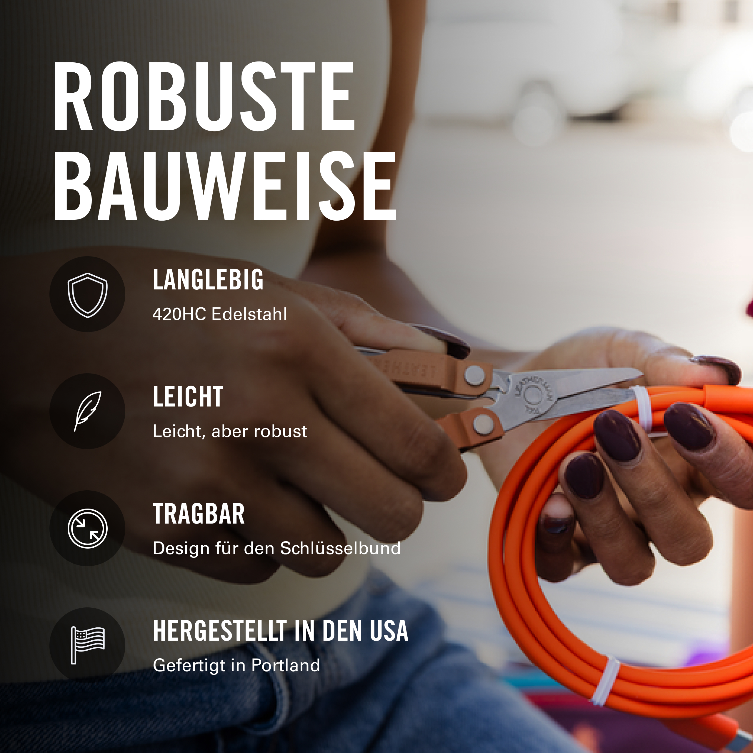 Hände halten eine orange Kabelrolle und eine Schere mit Text über Haltbarkeit.