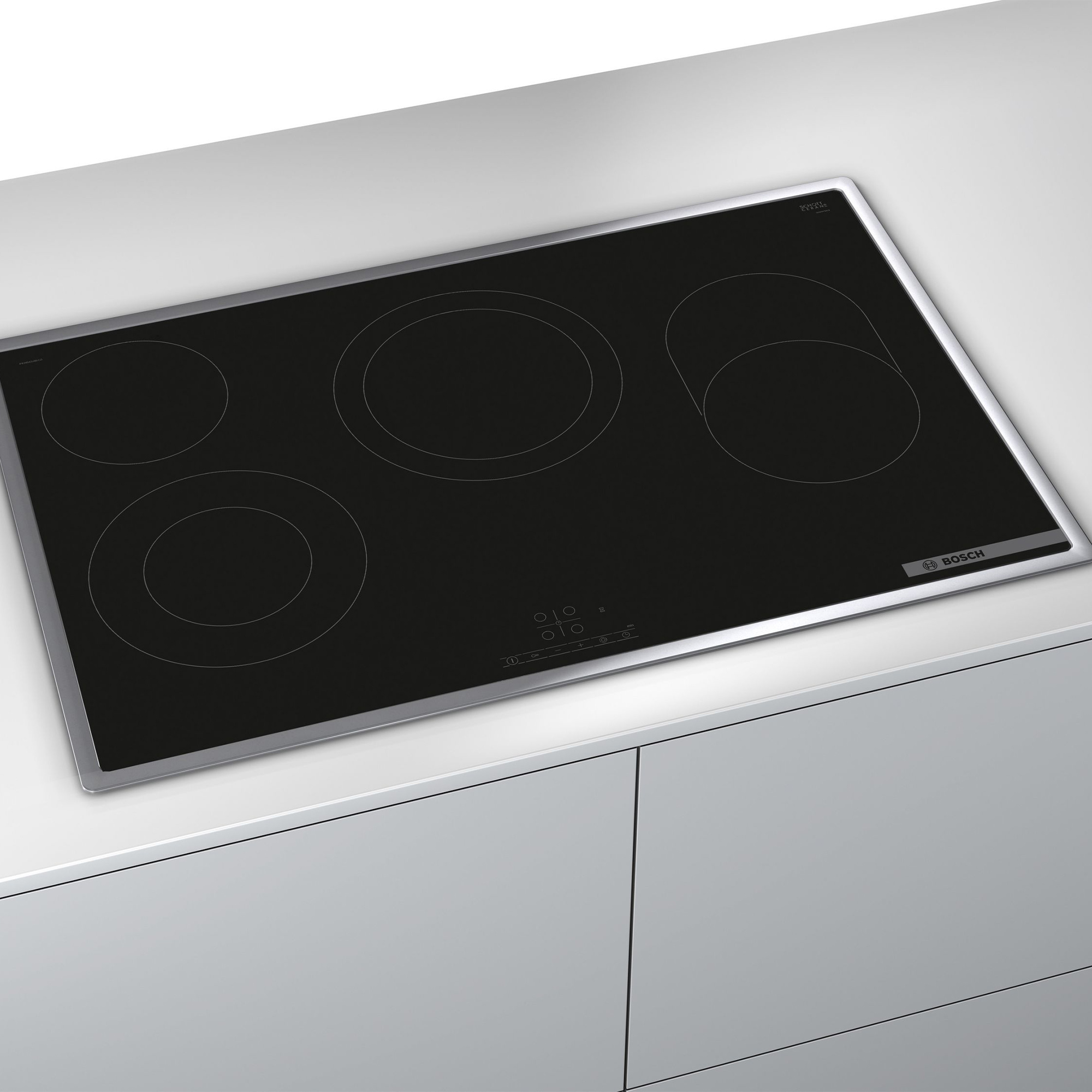 Schwarze Glaskeramik-Kochfläche mit vier Kochzonen und Touch-Bedienfeld.
