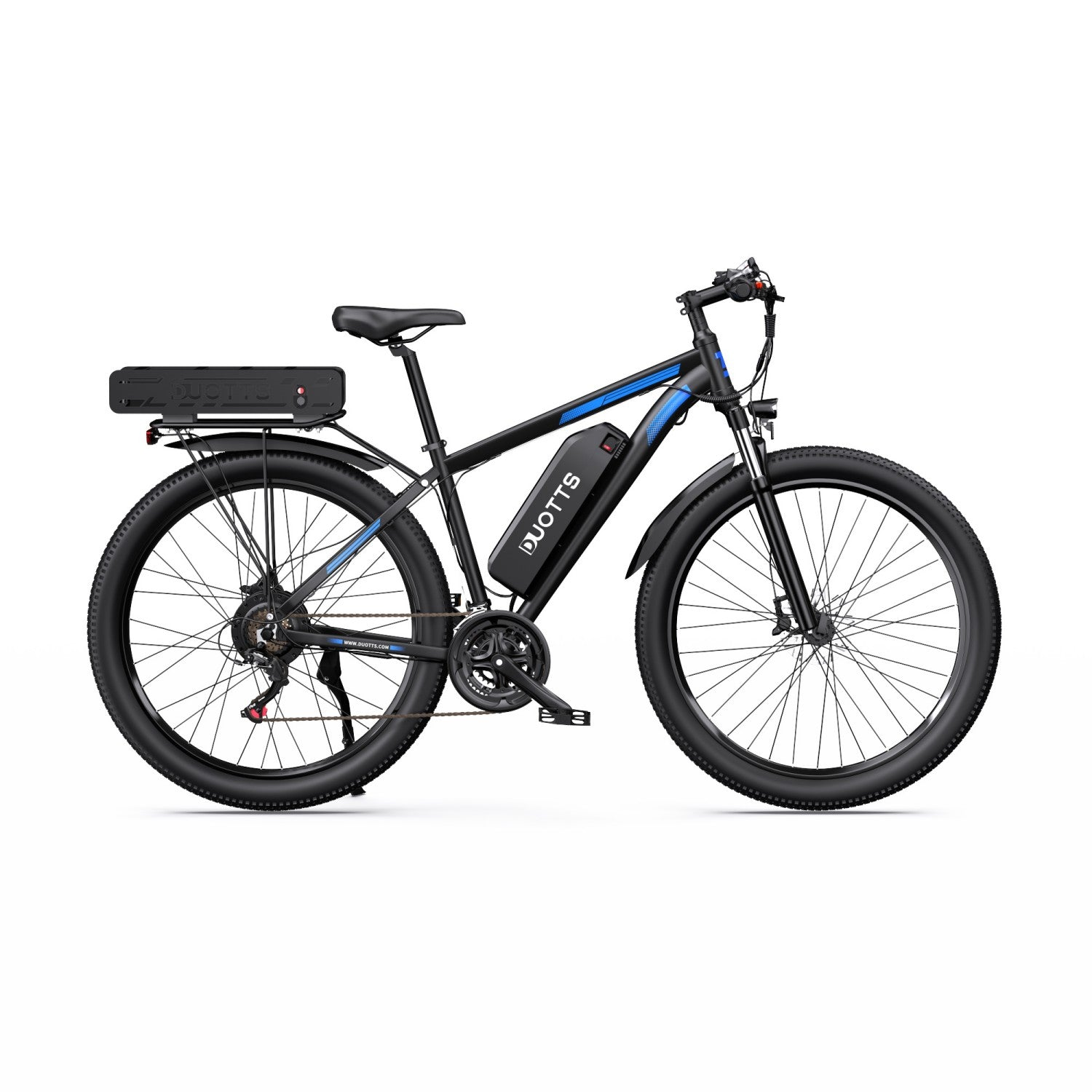 Bicicleta eléctrica negra con detalles azules, portaequipajes y batería.
