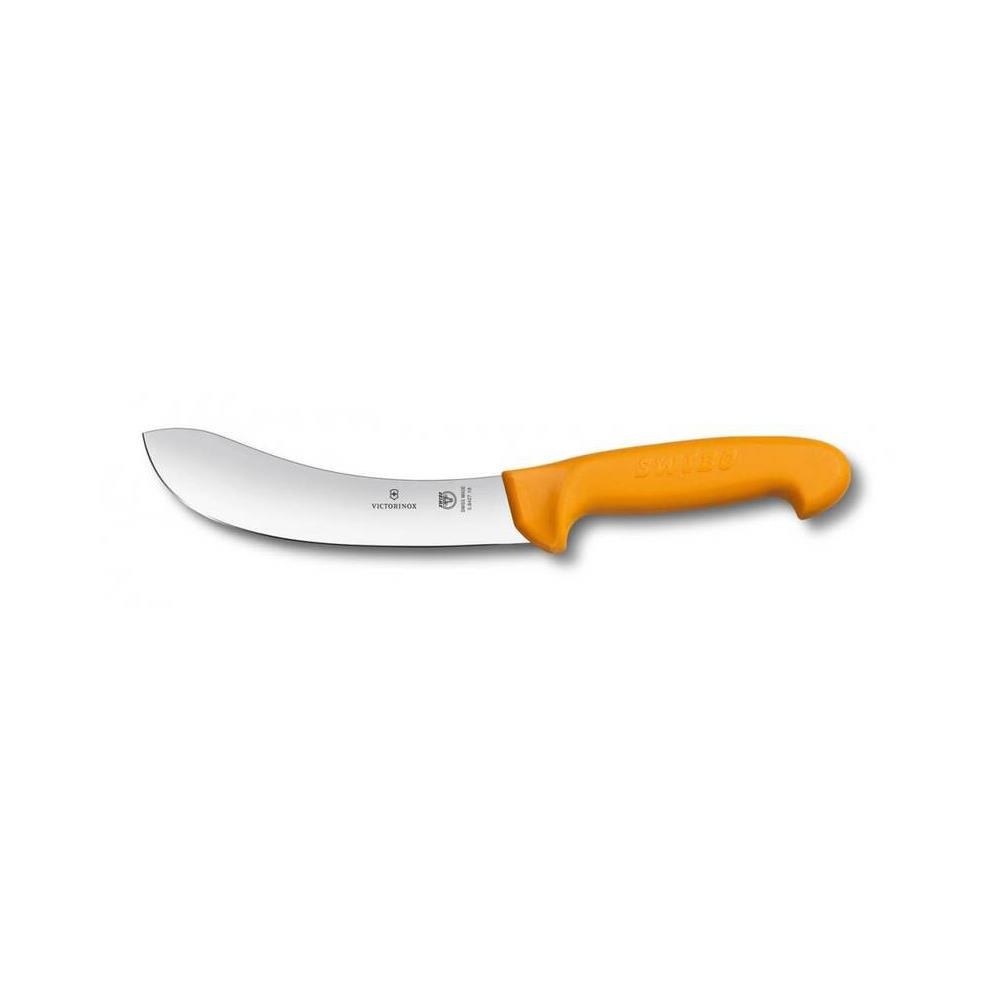Turuncu saplı kavisli Victorinox bıçağı, beyaz zeminde izole edilmiş.