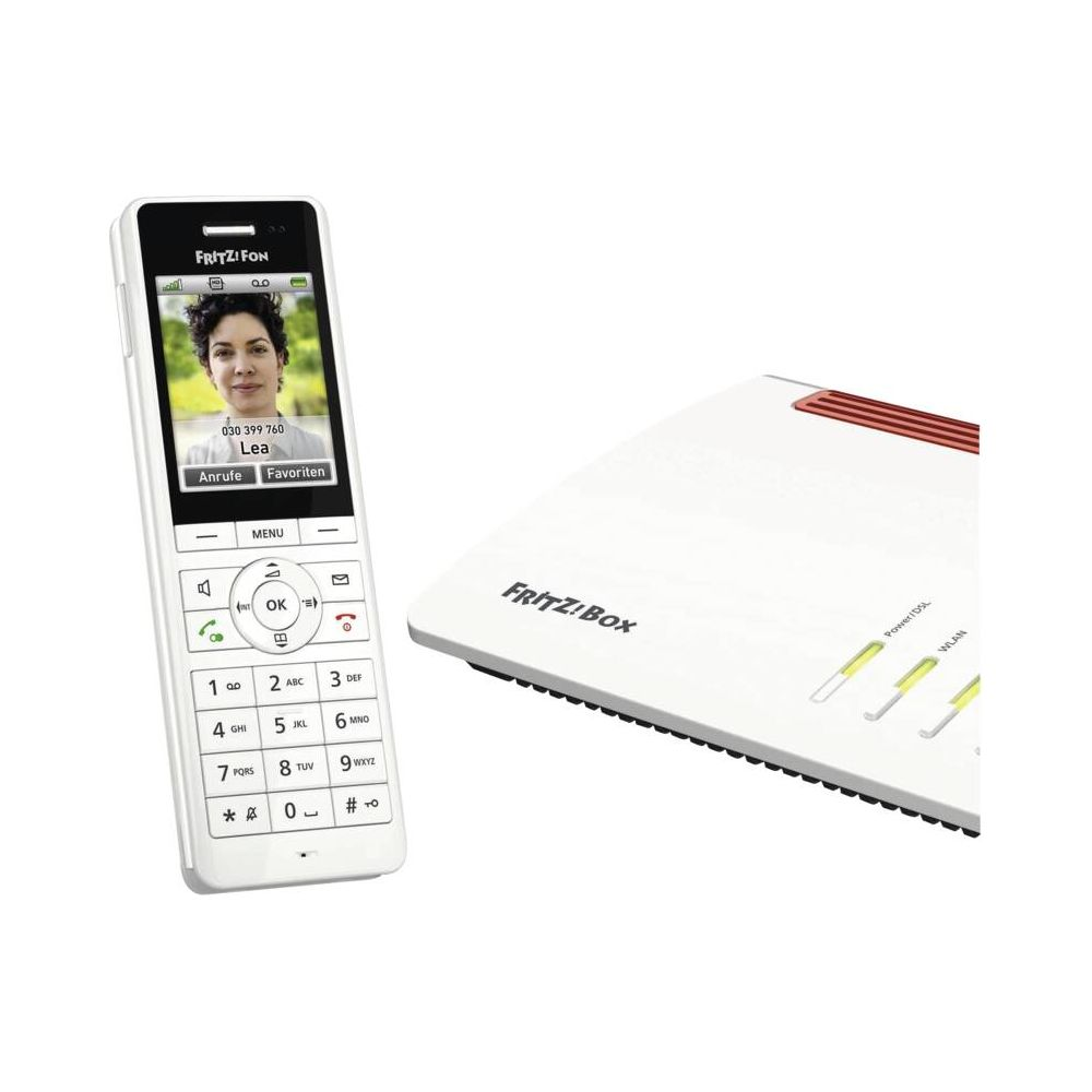 Ein Fritz!Fon schnurloses Telefon neben einer Fritz!Box Router-Basisstation.
