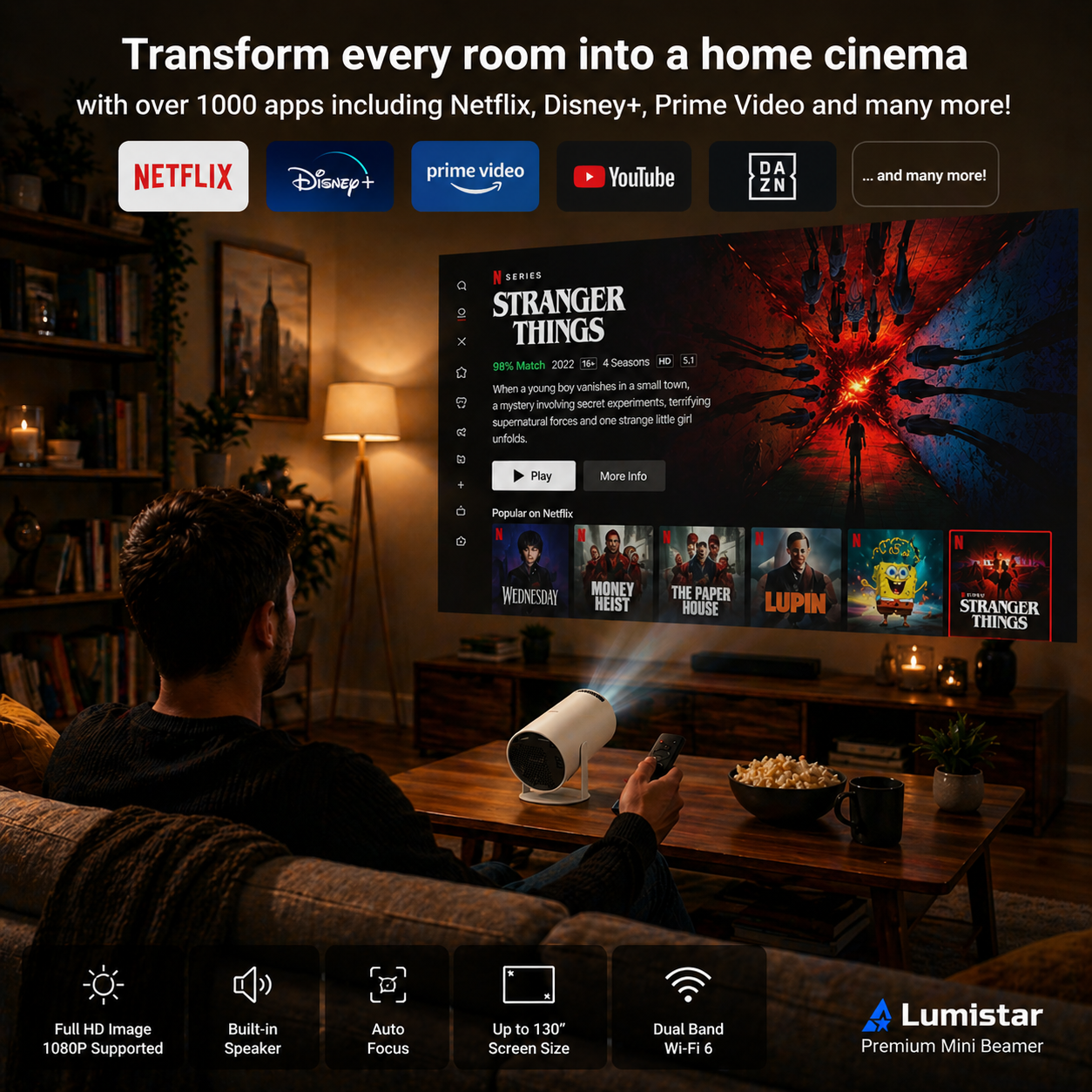 Man kijkt naar een projector die Stranger Things op een scherm toont.