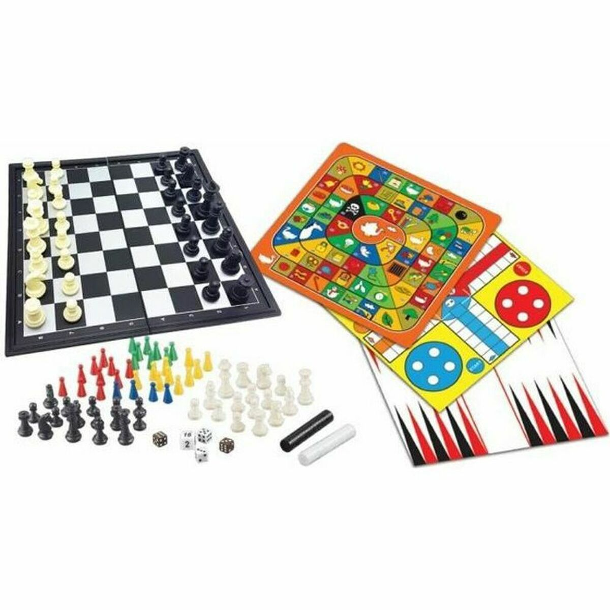 Bordspellen: schaak, mens erger je niet, dammen, backgammon en dobbelstenen.