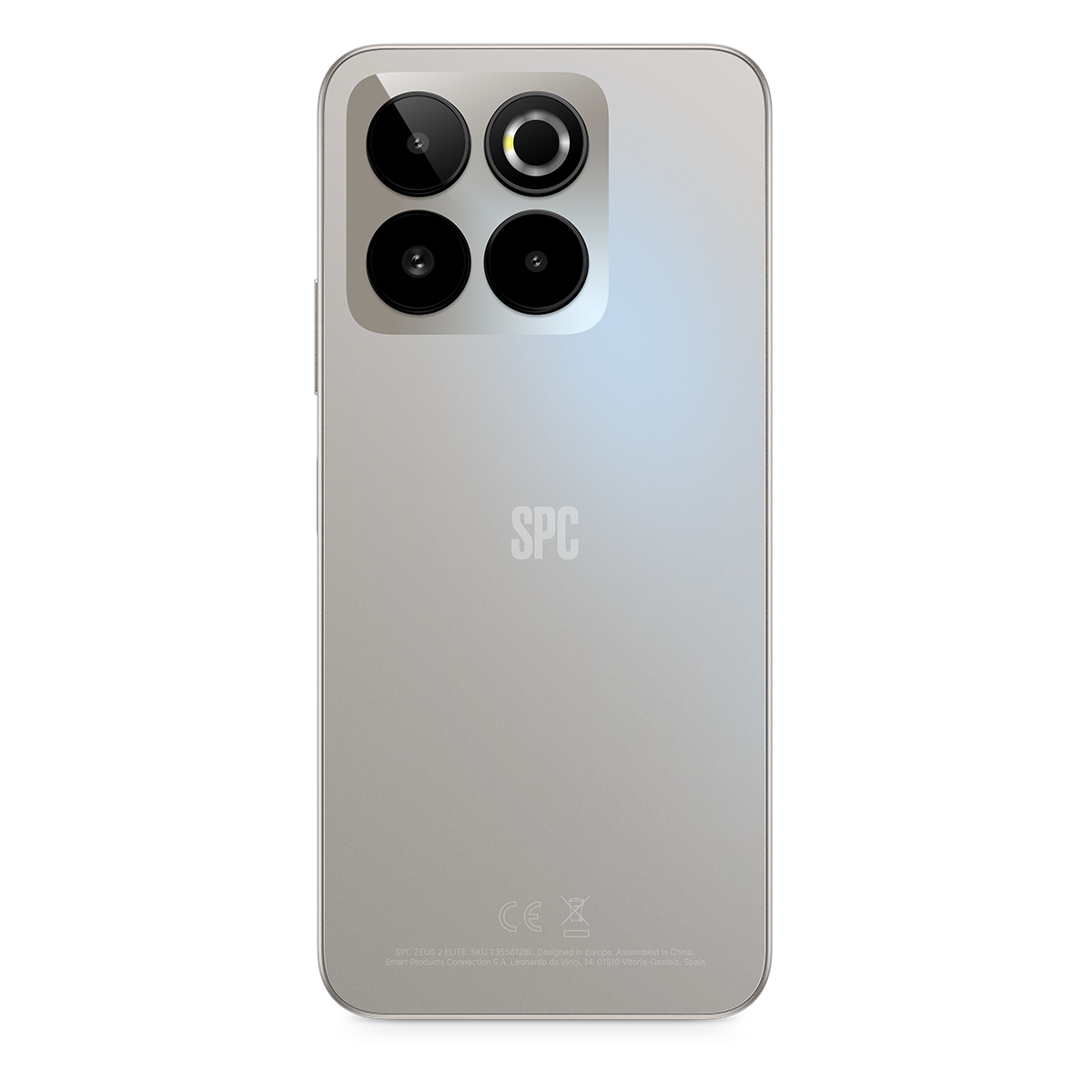 Rückseite eines silbernen Smartphones mit vier Kameras und SPC-Logo.