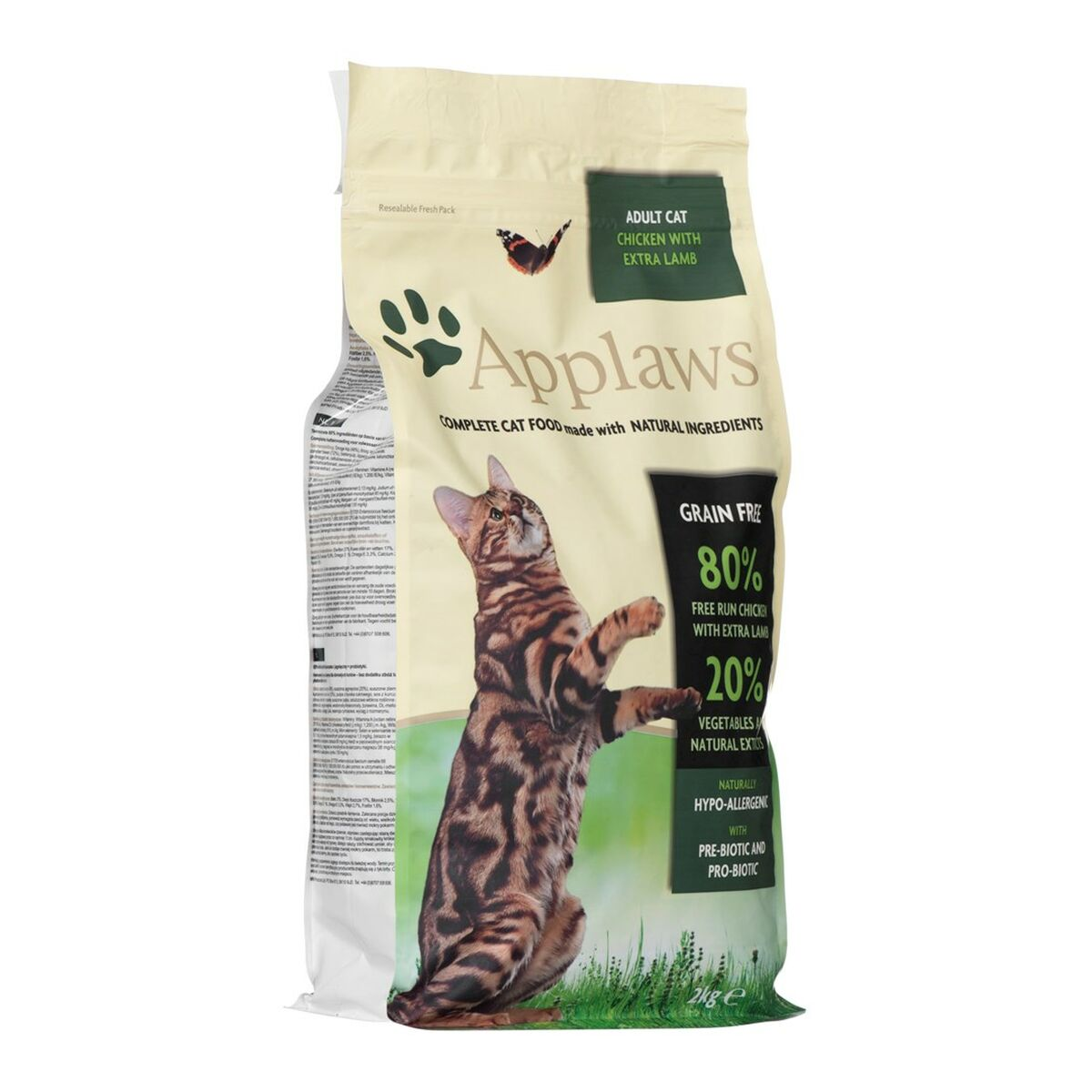 Bolsa de comida para gatos Applaws con pollo y cordero, 2 kg, con gato.