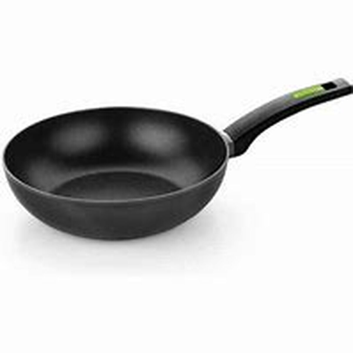Eine schwarze Wok-Pfanne mit schwarzem Griff und grünem Akzent.