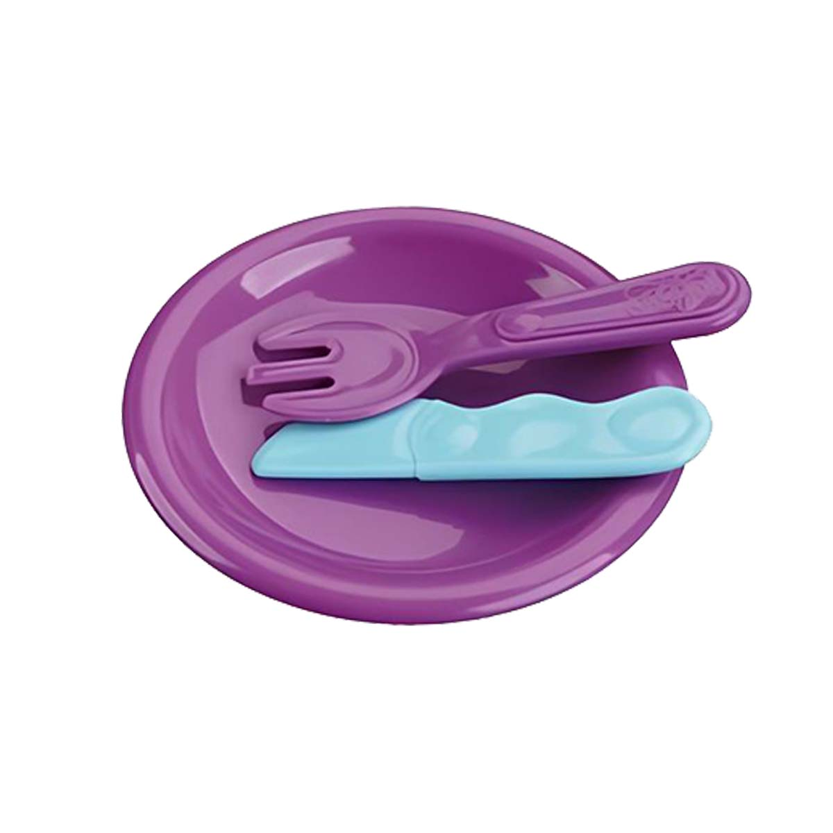 Un piatto viola con forchetta viola e coltello azzurro.