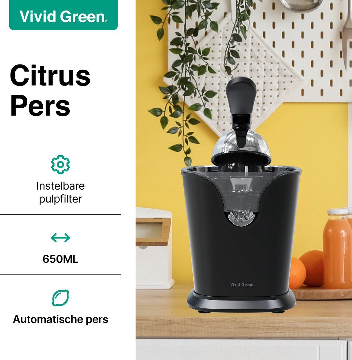 Black citrus juicer with 650ml capacity on a wooden surface.