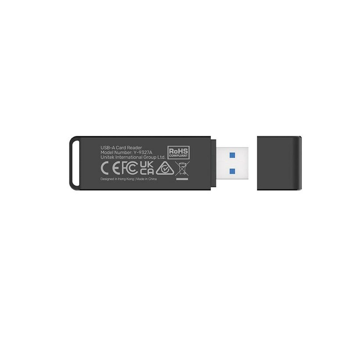 Un lettore di schede USB-A nero con certificazioni CE, FCC e RoHS.