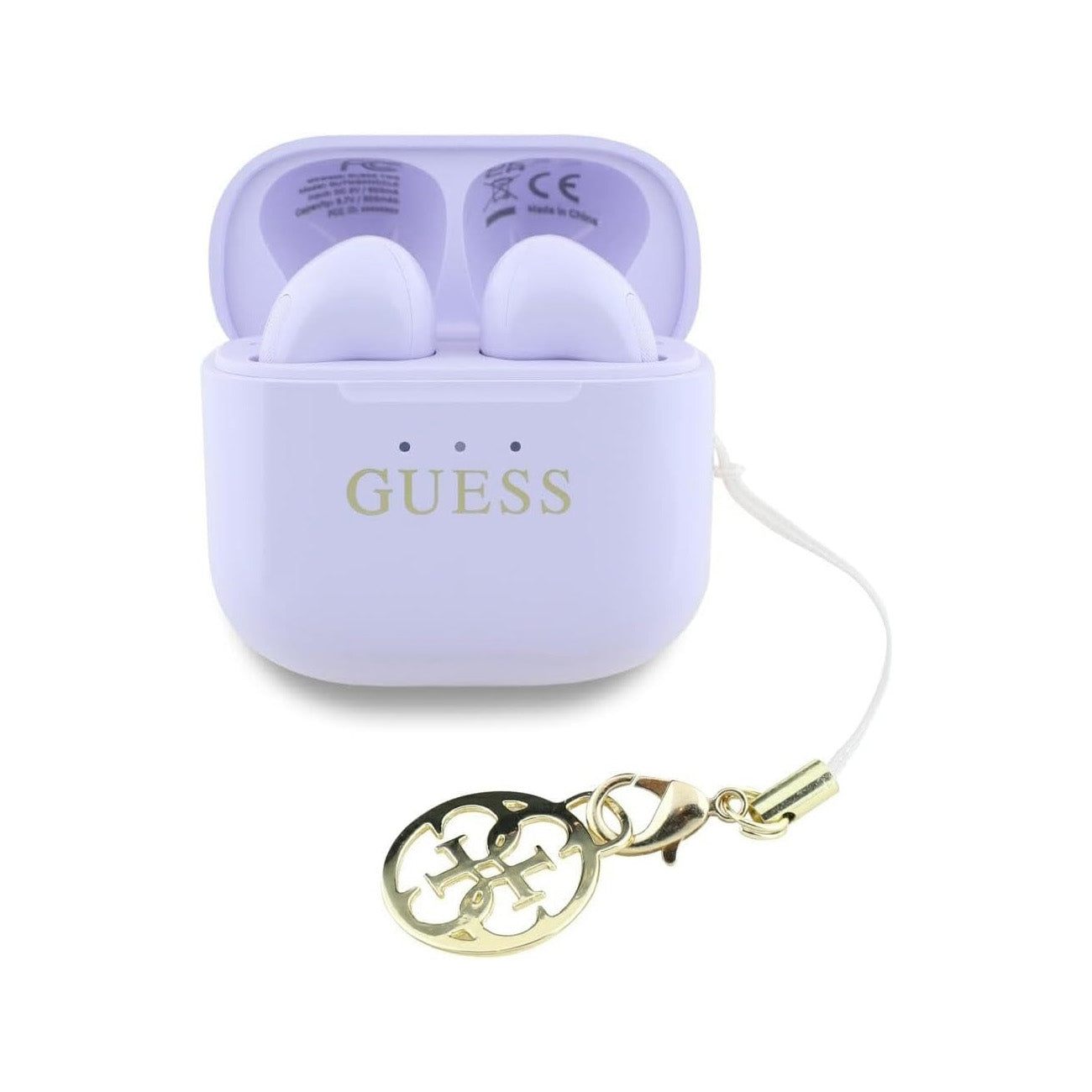 Auricolari Guess viola in custodia di ricarica con ciondolo dorato.