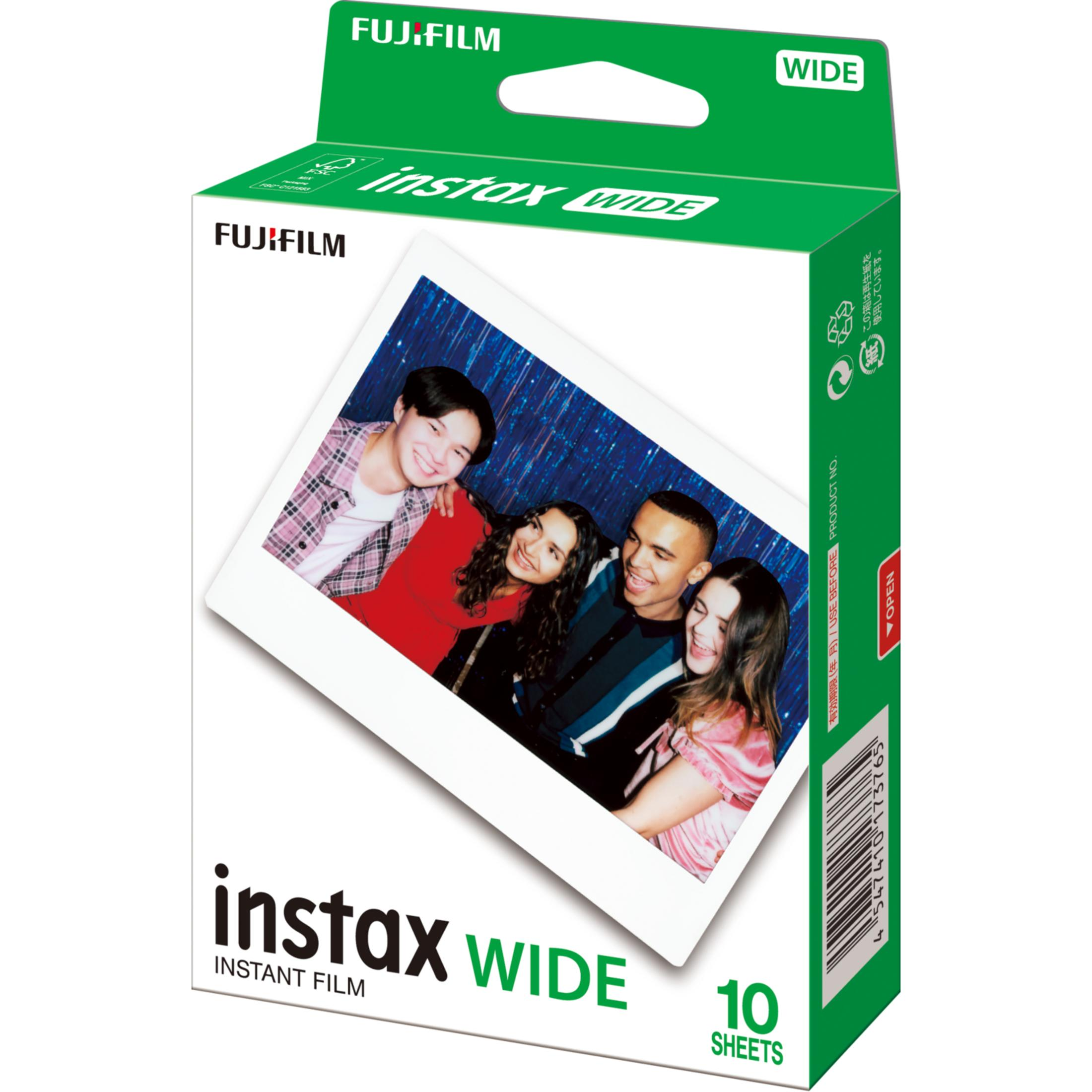 Caja de película instantánea Fujifilm Instax Wide con cuatro personas sonriendo.
