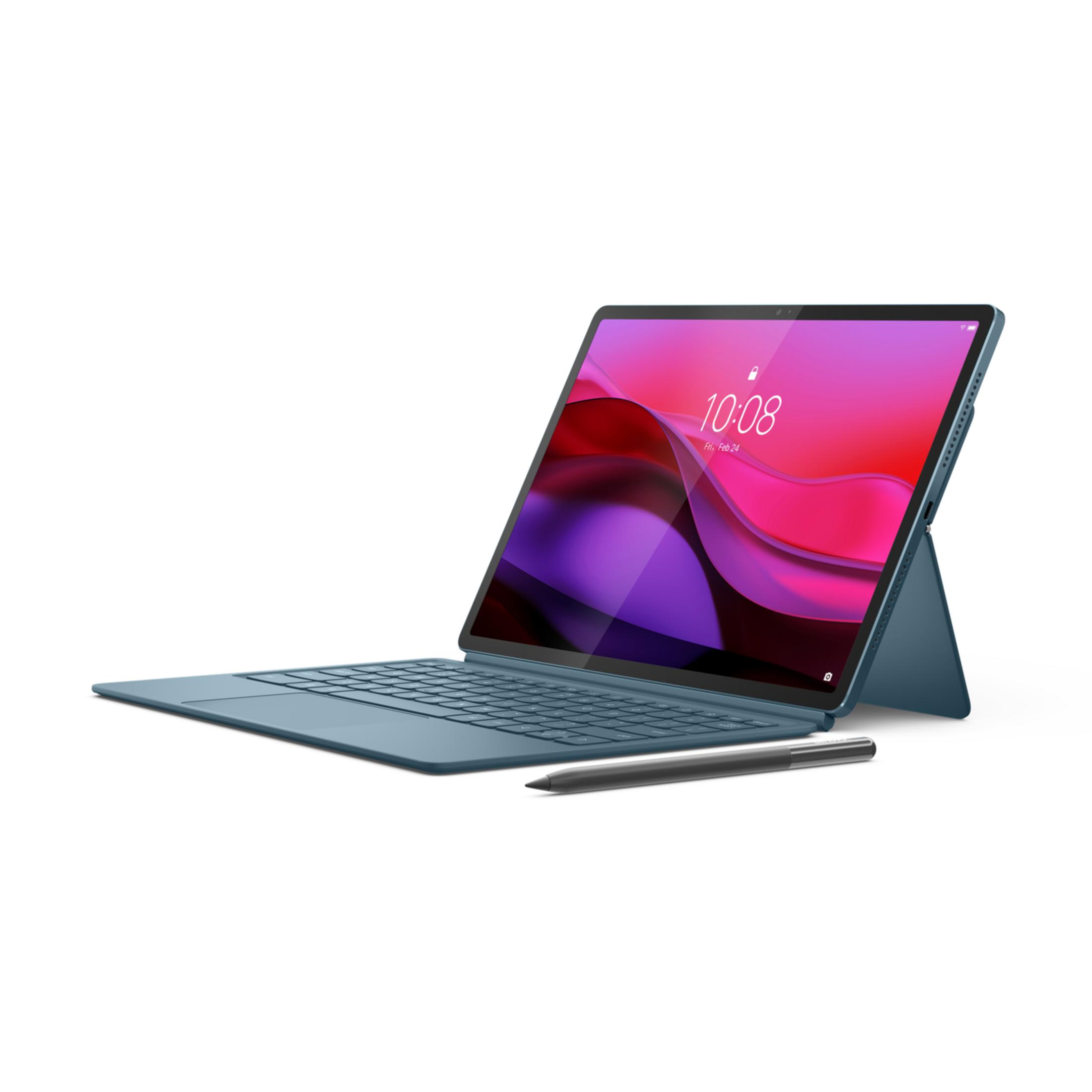 Ein blauer Laptop mit Tastatur und Stift auf weißem Hintergrund.