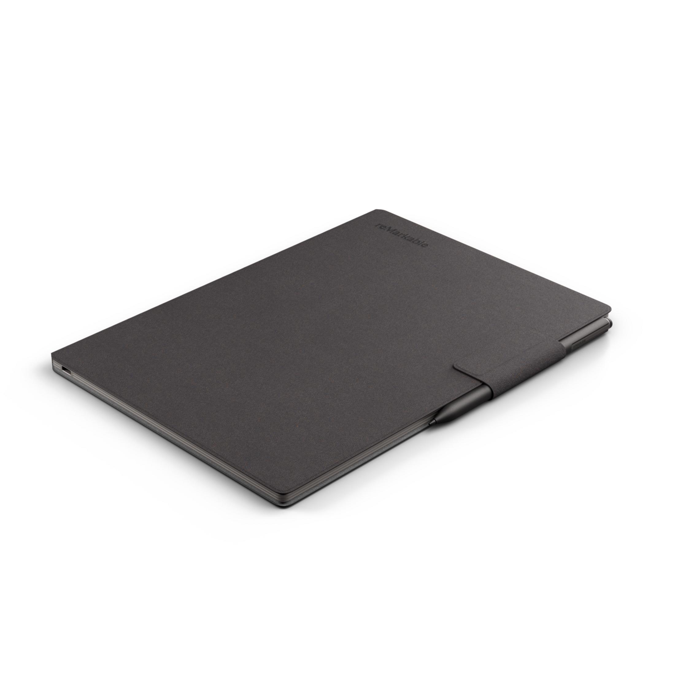 Ein dunkler E-Reader mit Stifthalter und Stift auf weißem Hintergrund.
