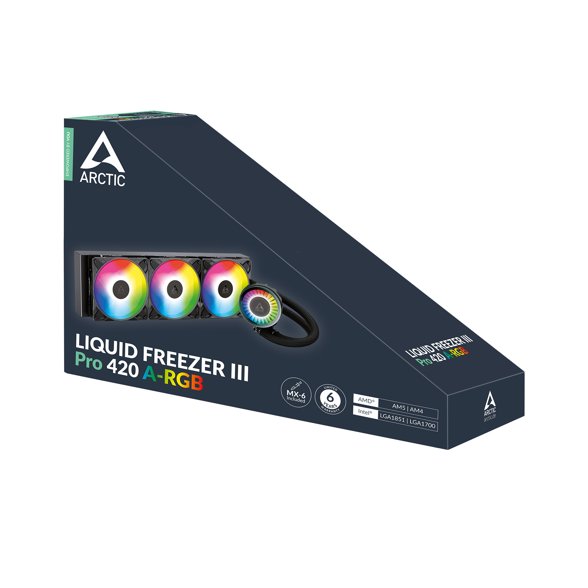 Scatola di un dissipatore CPU ARCTIC Liquid Freezer III con ventole RGB.