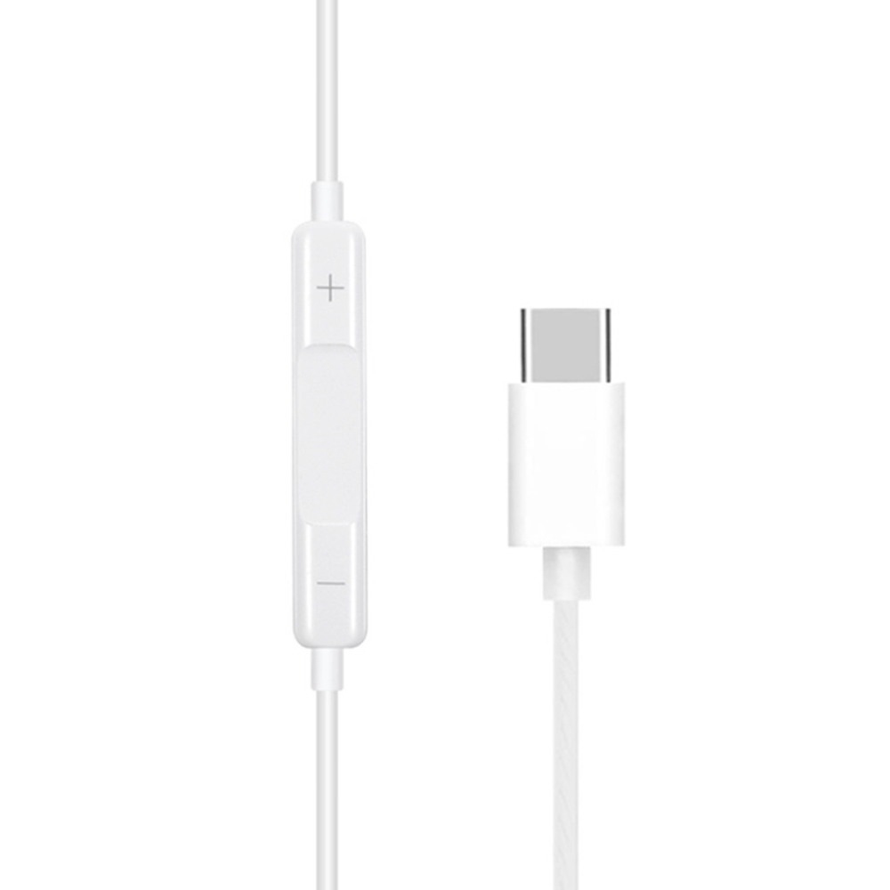 Ses kontrolü ve konektörü olan beyaz USB-C kablosu.