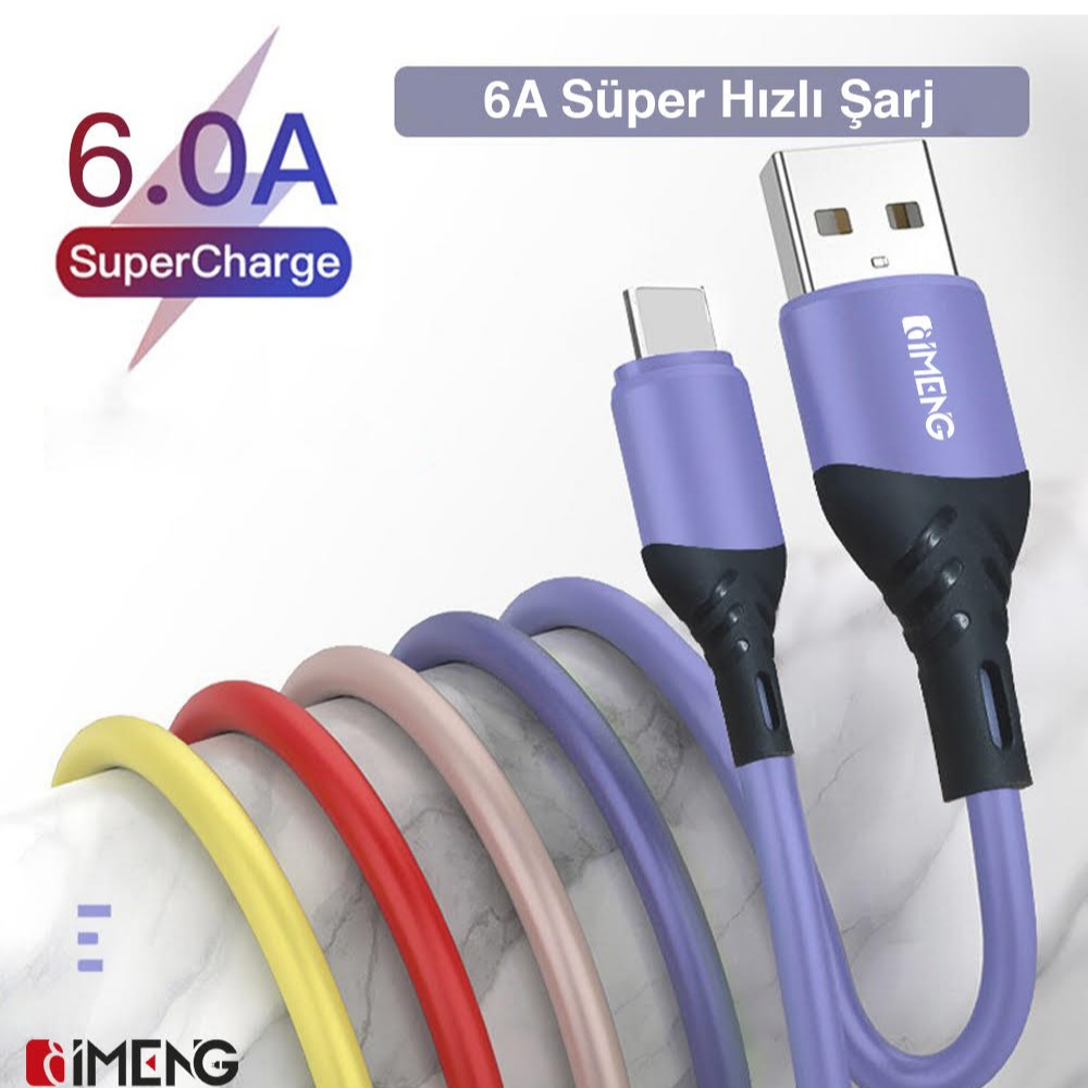 Mermer üzerinde sarmal halinde birkaç renkli şarj kablosu. USB-C ve USB-A konektörleri bulunur.