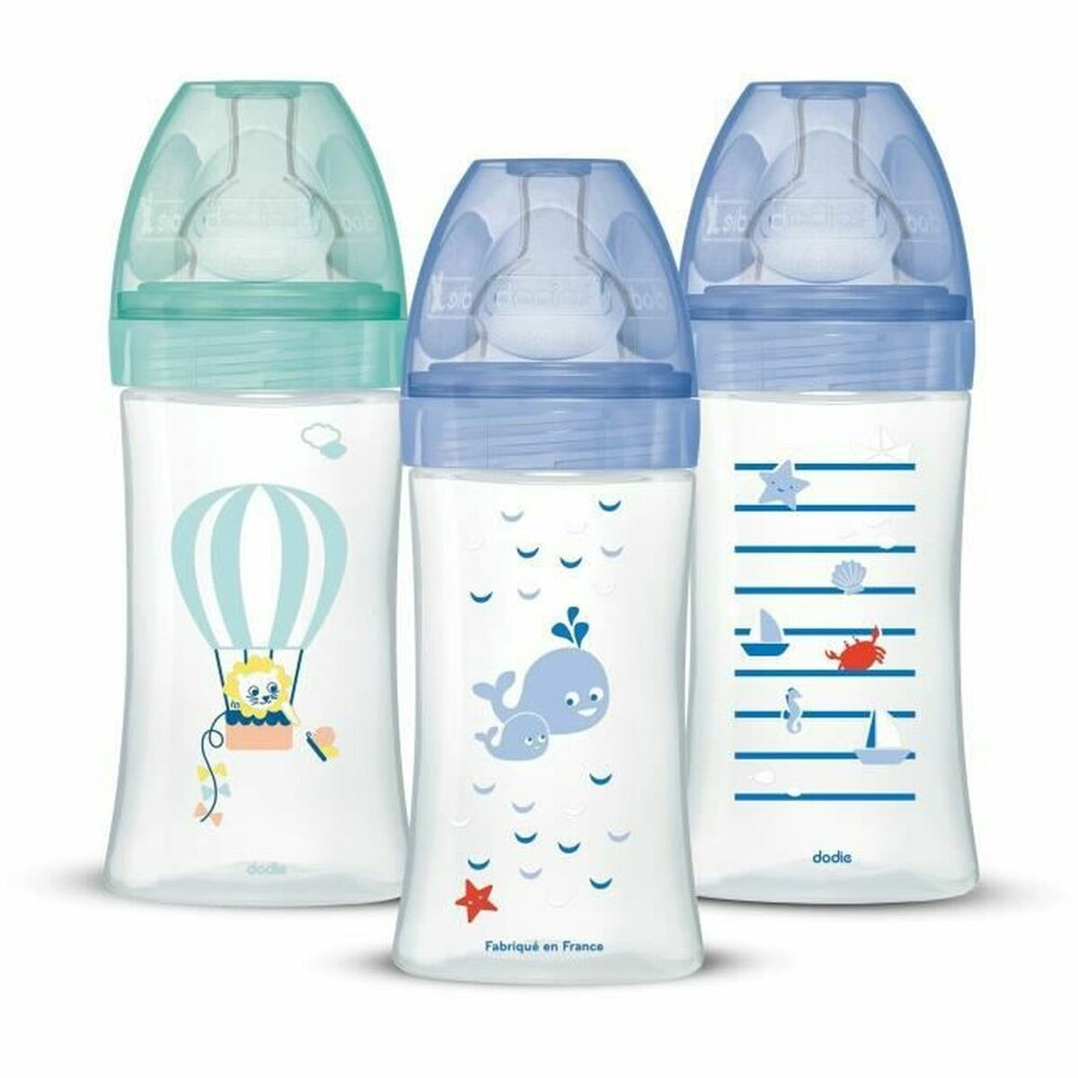 Drei Babyflaschen mit Tiermotiven: Heißluftballon, Wale und Boote.